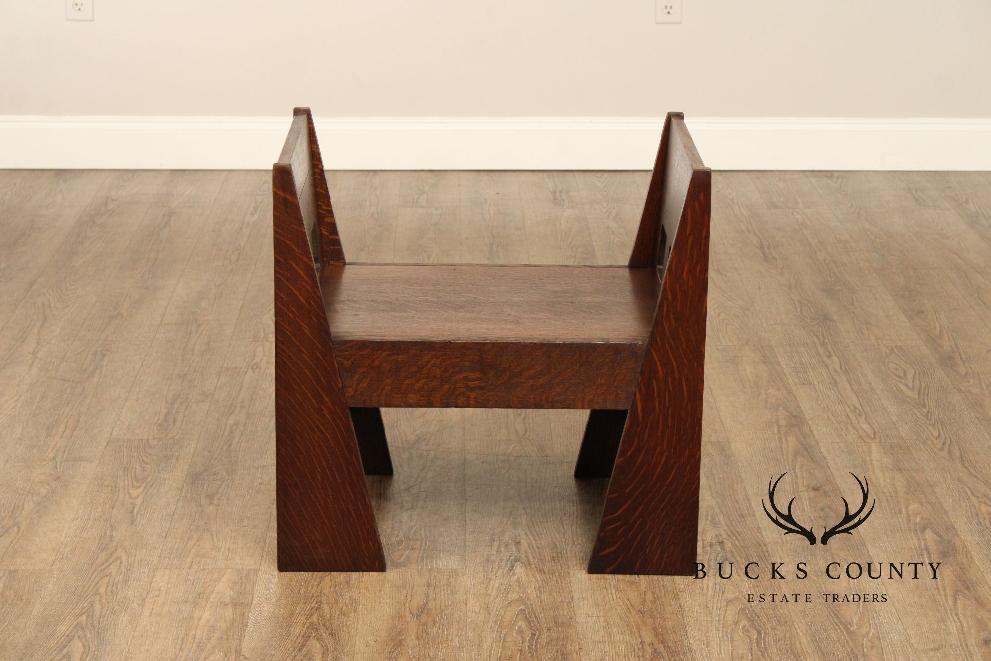 Limbert Antique Mission Oak Cut-Out Window Bench