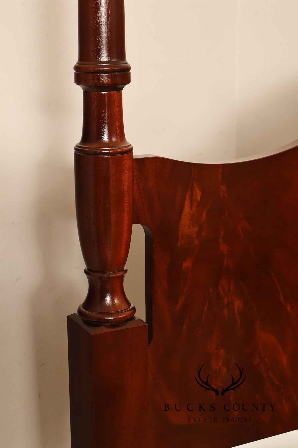 Hickory Chair Co. Georgian Style Queen Size Mahogany Four Poster Bed