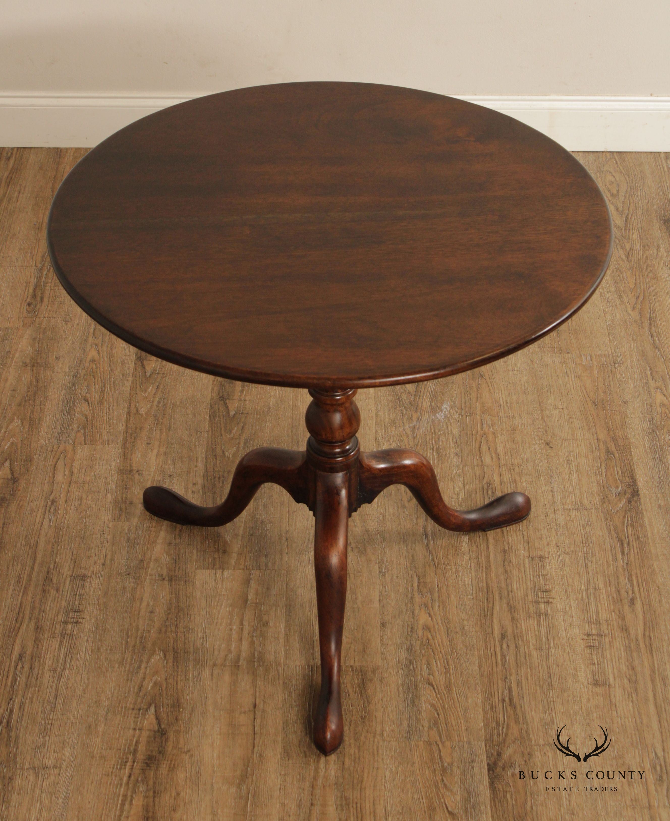Queen Anne Style Antique Mahogany Tilt-Top Tea Table