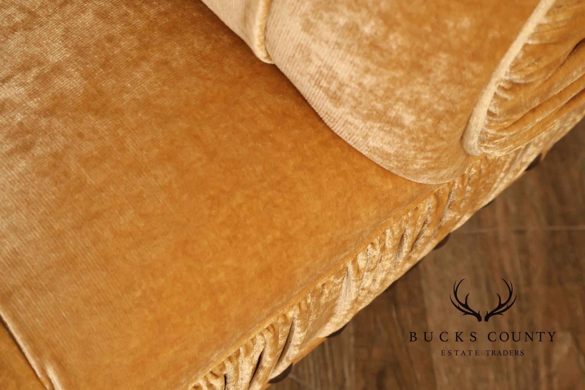 EJ Victor Victorian Revival Pair of Serpentine Tufted Velvet Sofas