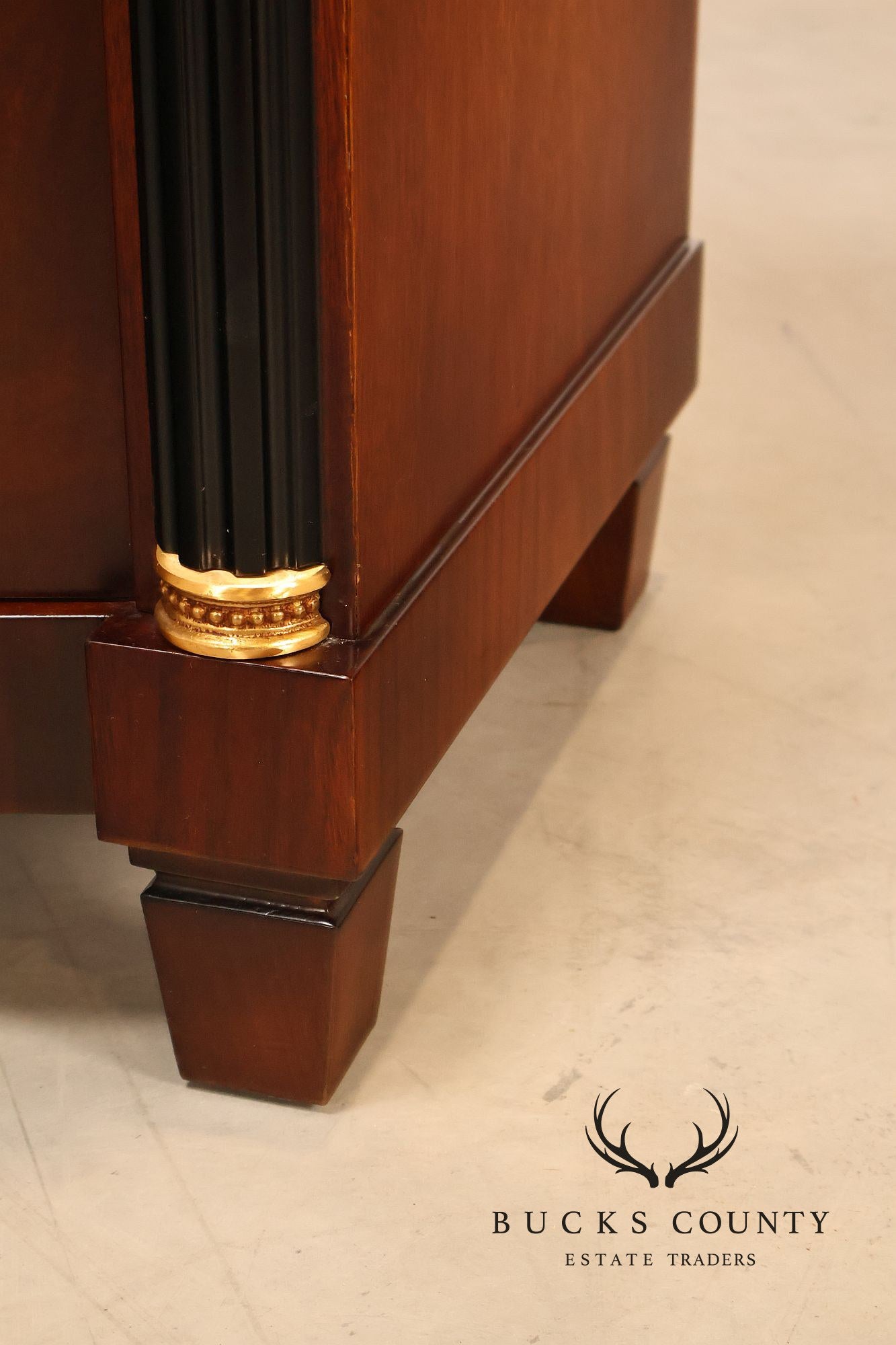 Mariner Luxury Furniture Empire Style Pair Of Mahogany Nightstands