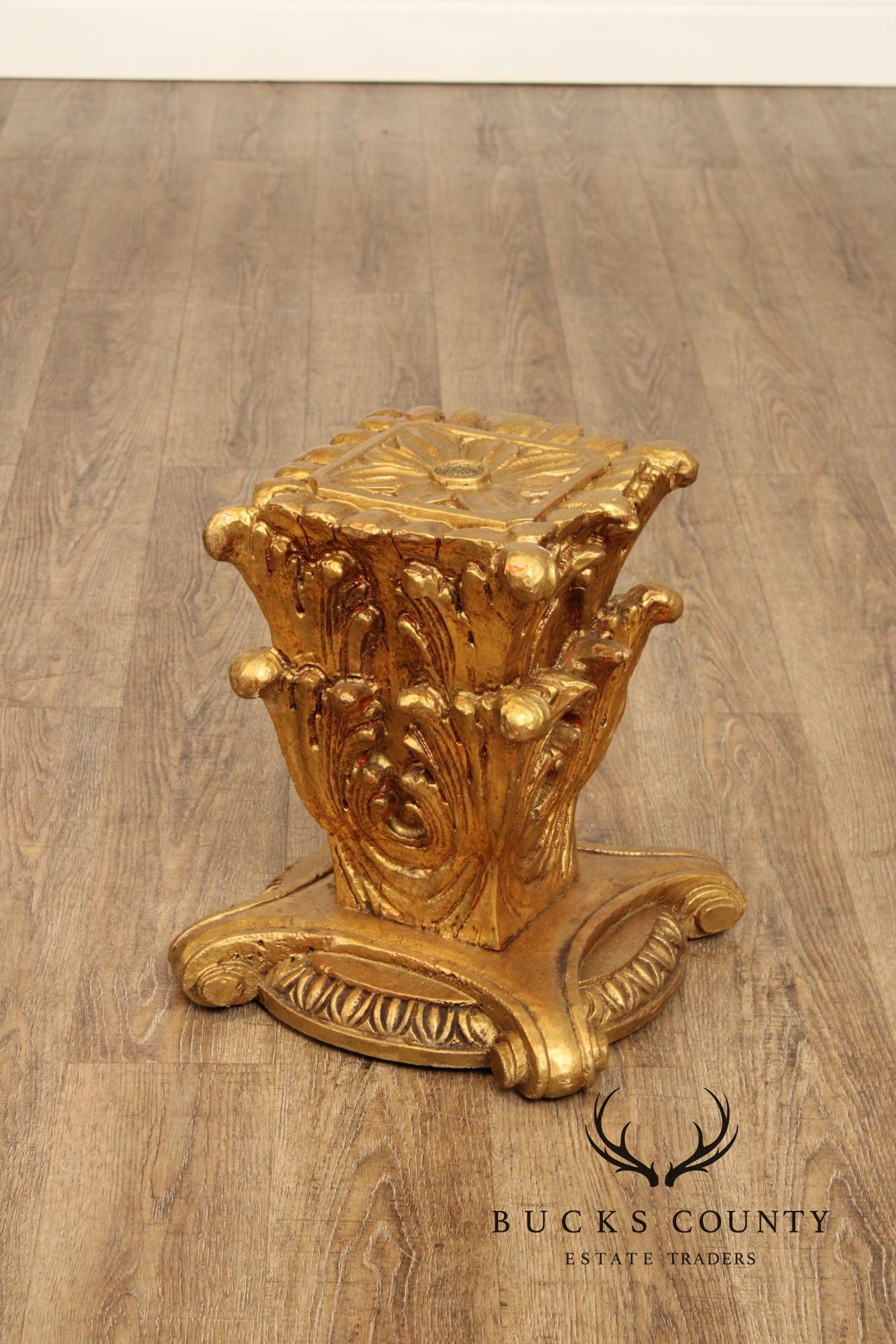Hollywood Regency Vintage Giltwood Corinthian Capital