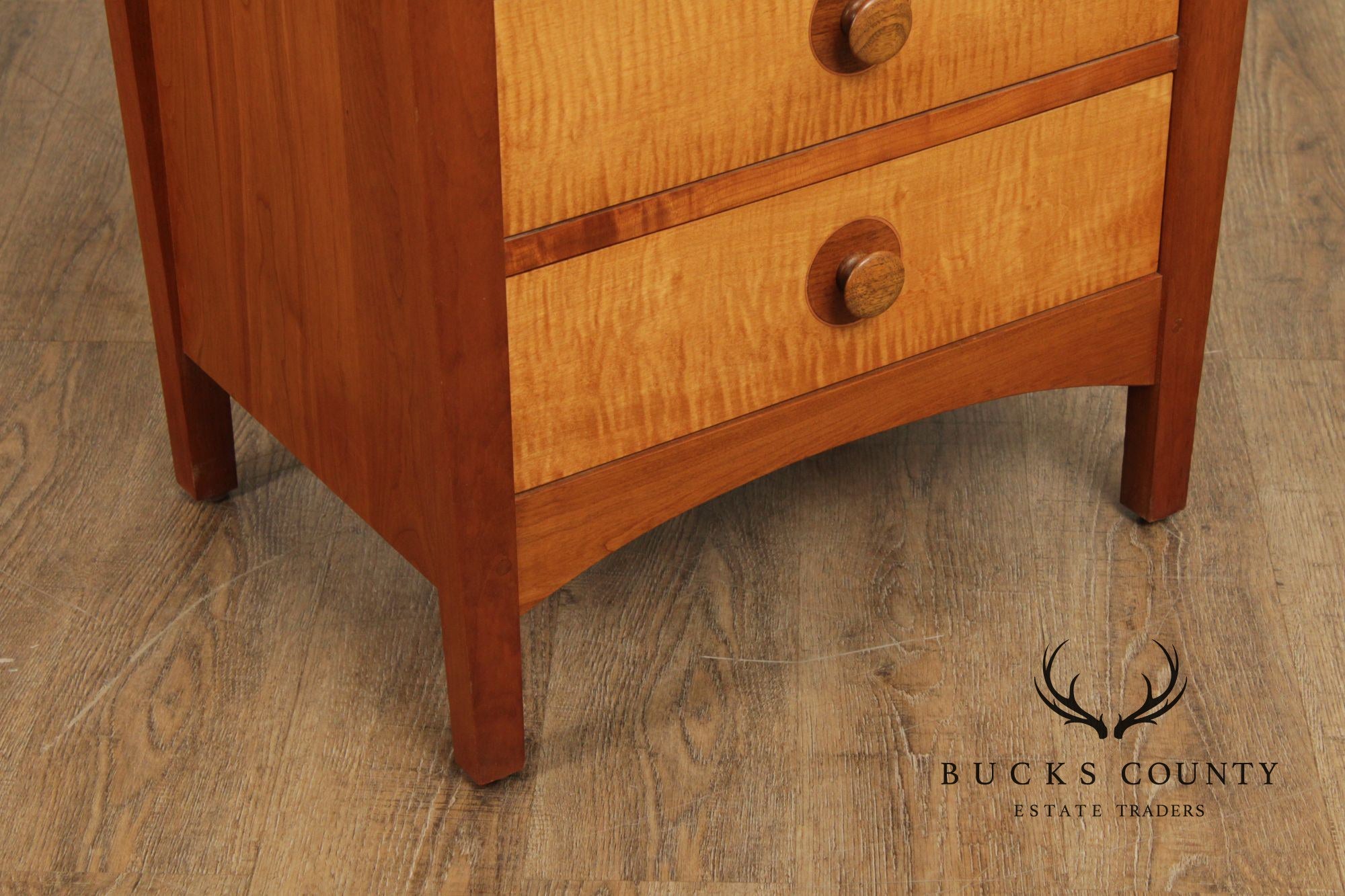 Stickley Mission Collection Pair of Harvey Ellis Three Drawer Cherry Nightstands