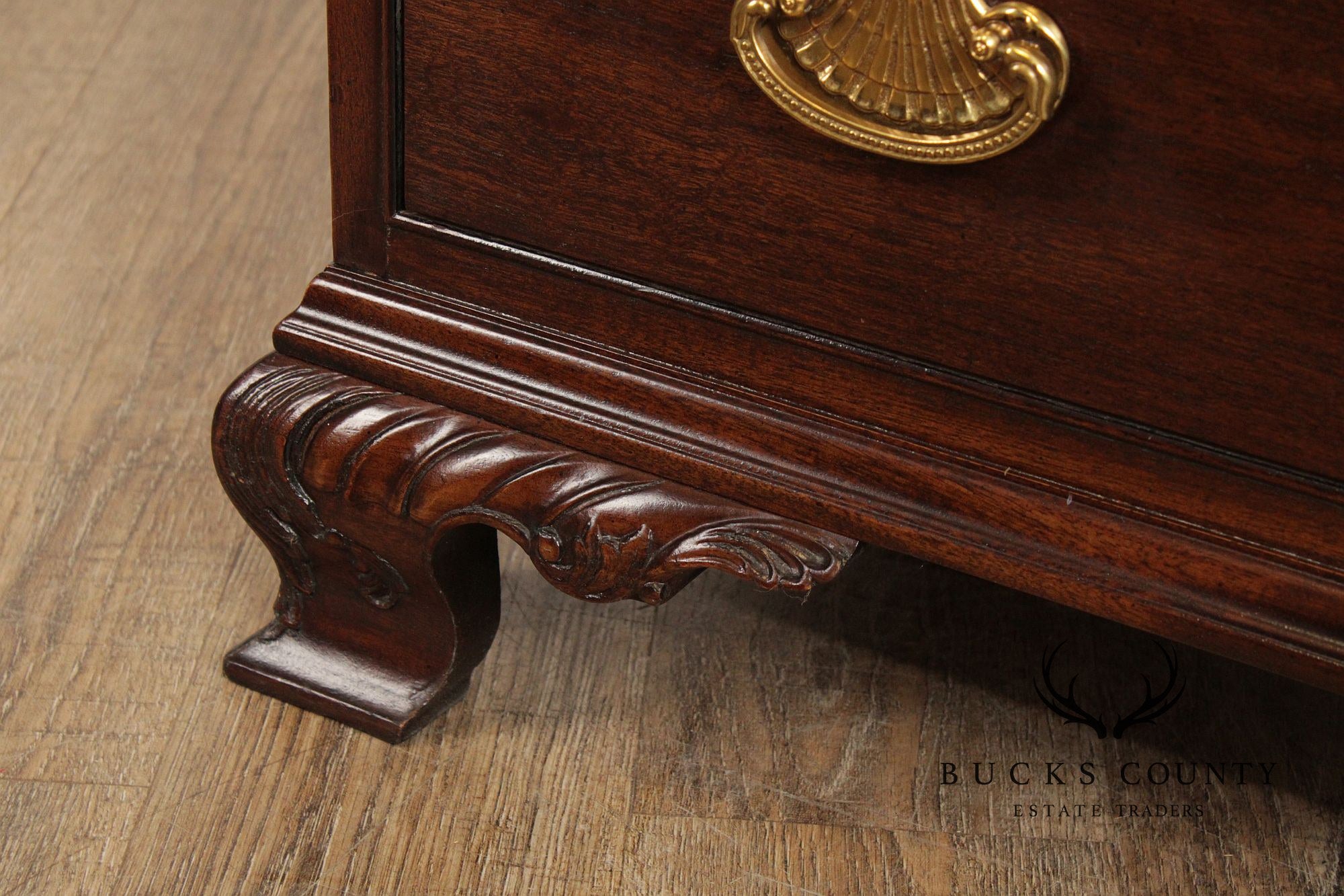 Henredon Georgian Style Mahogany Armoire