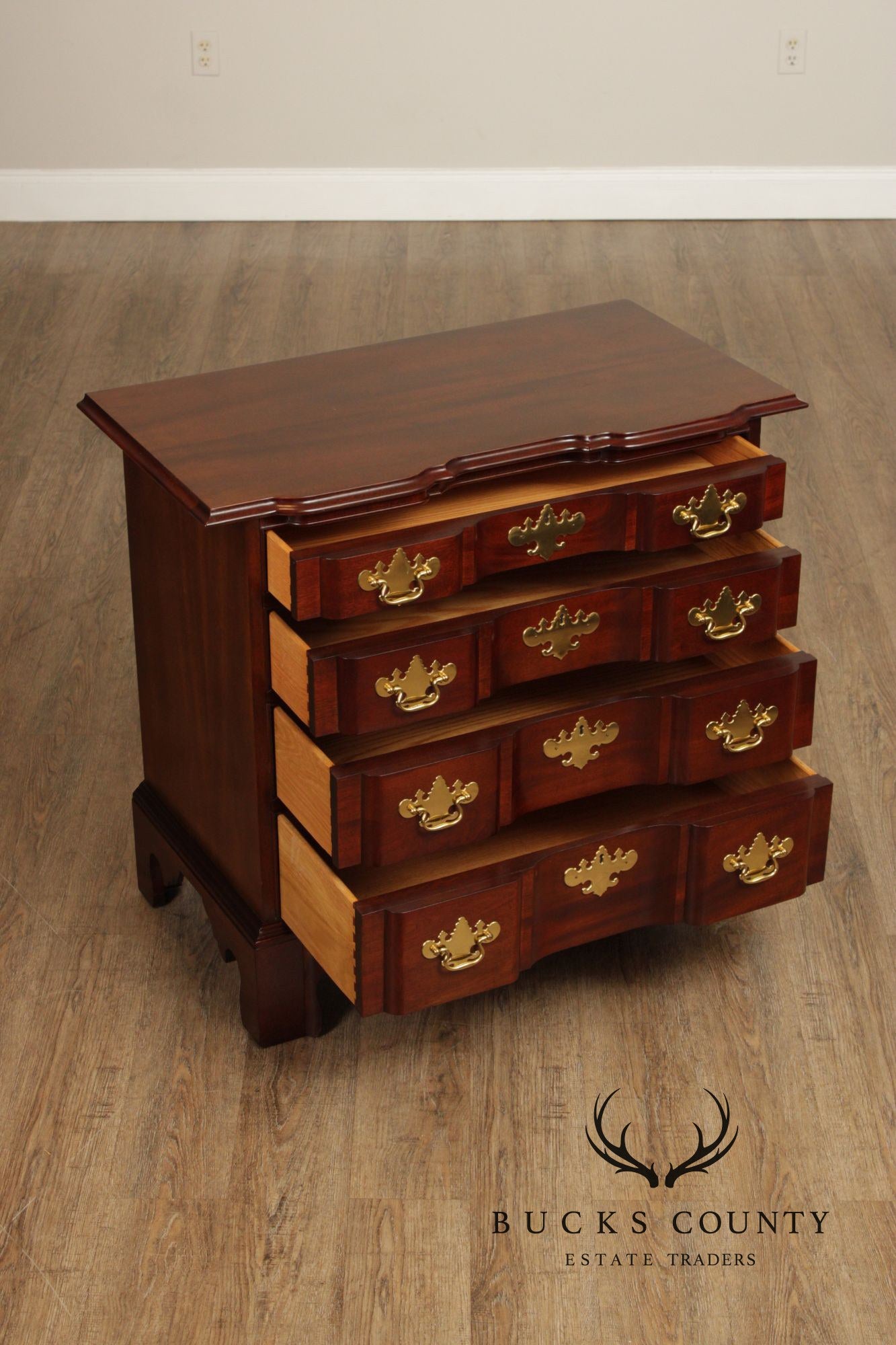 Councill Craftsmen Chippendale Style Mahogany Blockfront Chest
