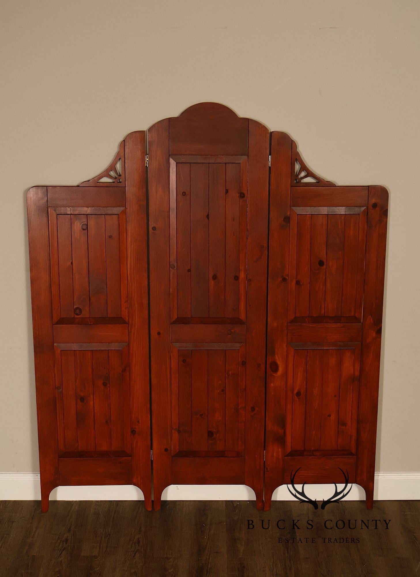 Rustic Colonial Style Pair of Pine Folding Dressing Screens