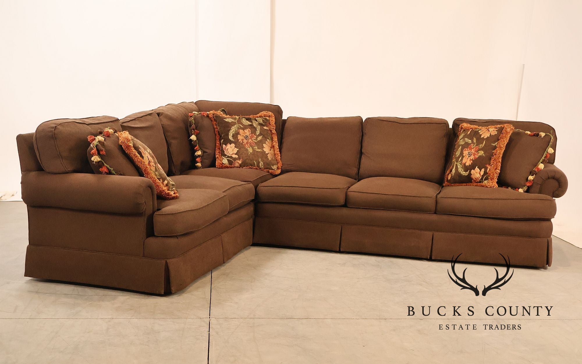 Sherrill Furniture Left-Facing Sectional Sofa