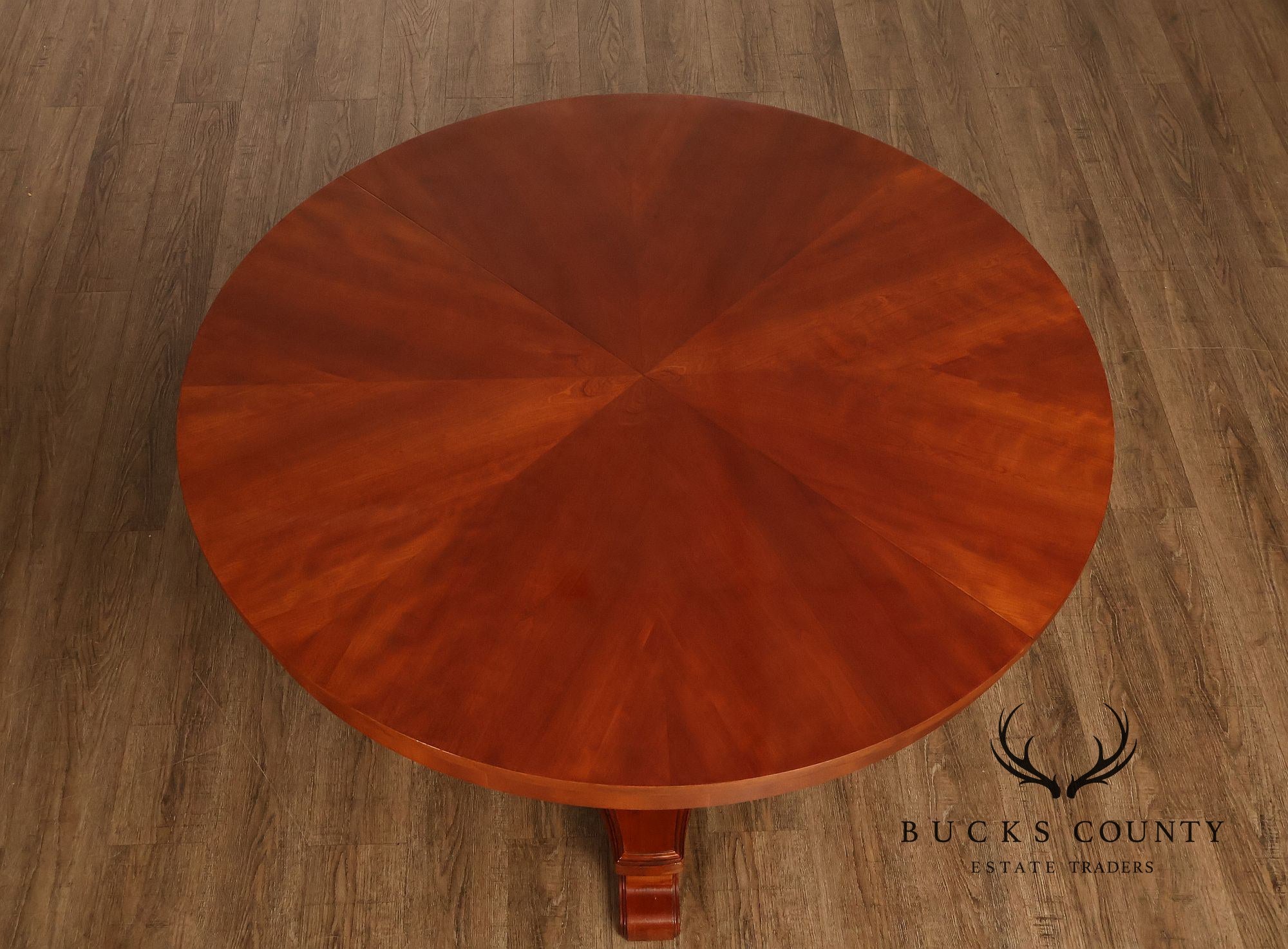 Ethan Allen 'Medallion' Cherry Round Pedestal Dining Table