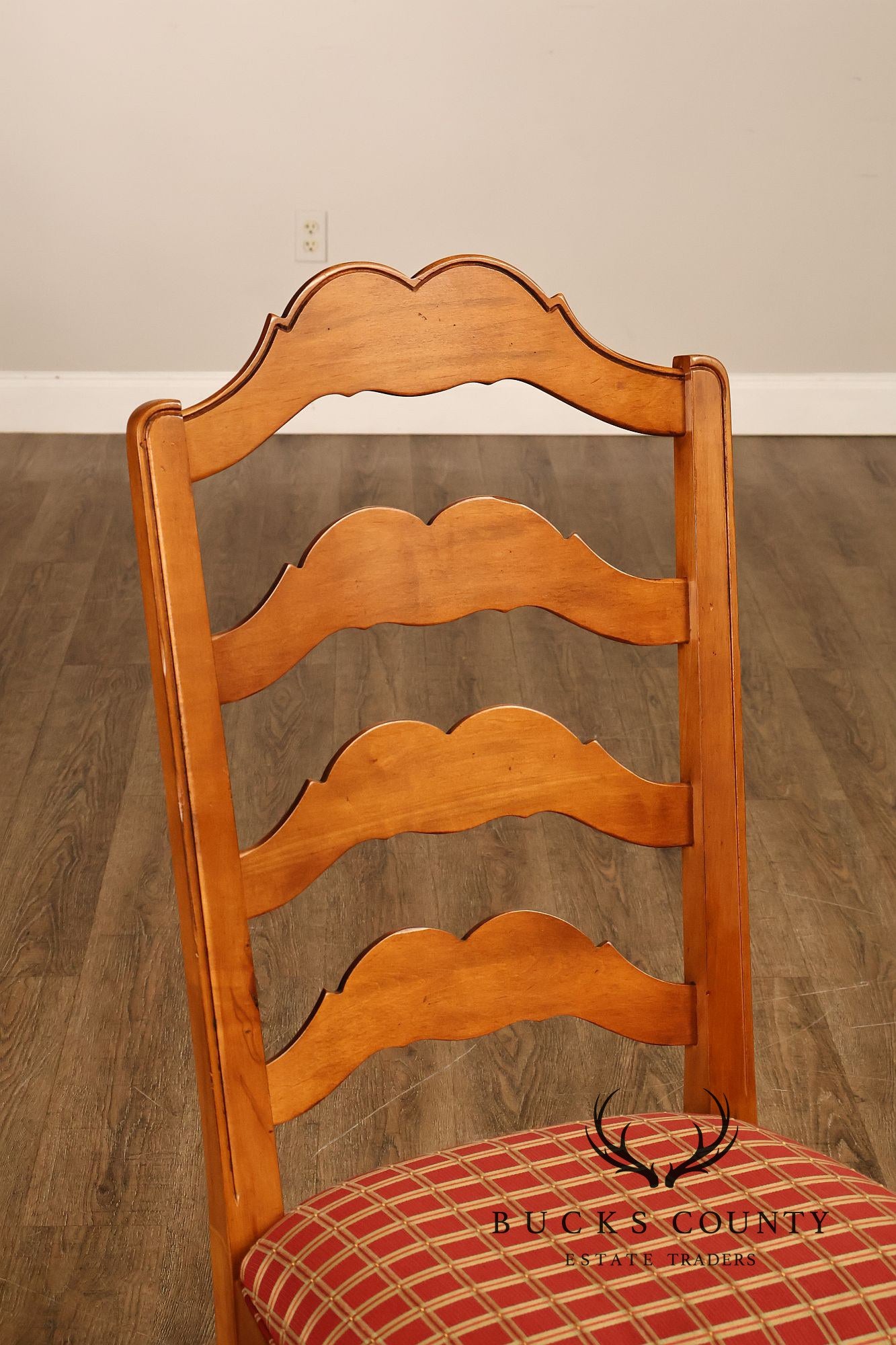 Ethan Allen Legacy Collection Set Of 10 Maple French Country Ladder Back Dining Chairs
