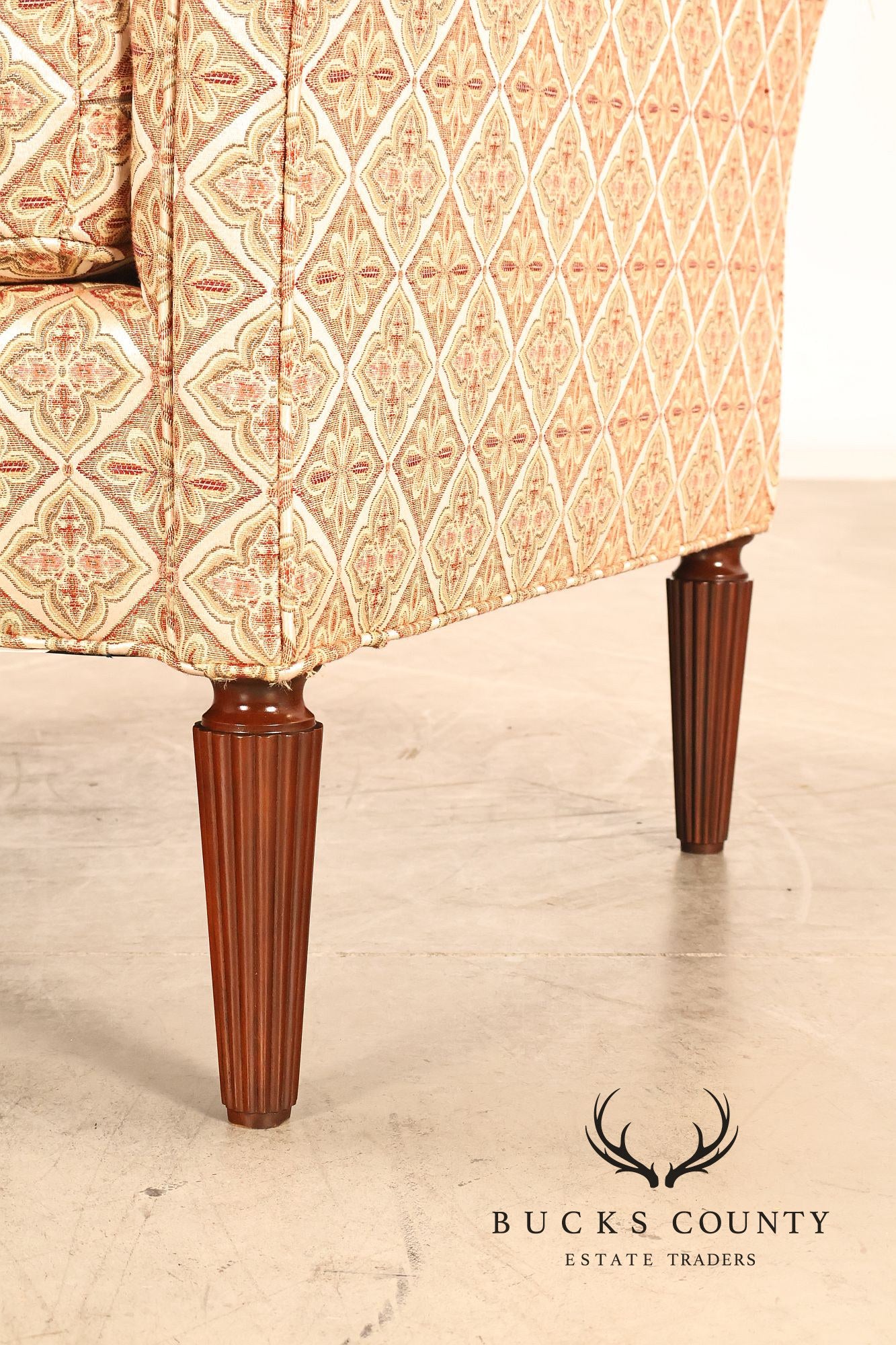Harden Custom Upholstered Traditional Left Chaise Lounge