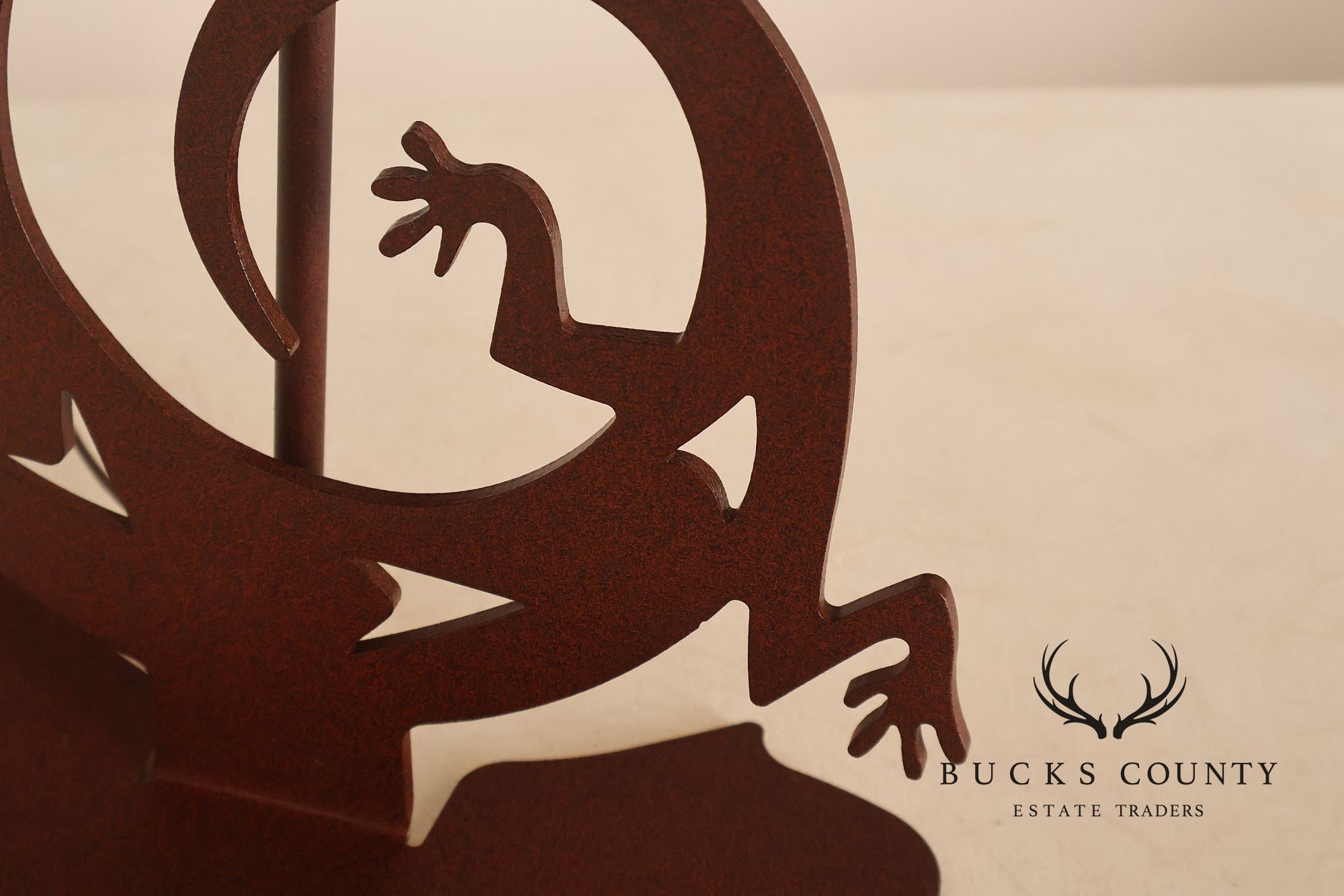 Southwestern Style Steel Gecko Table Lamp