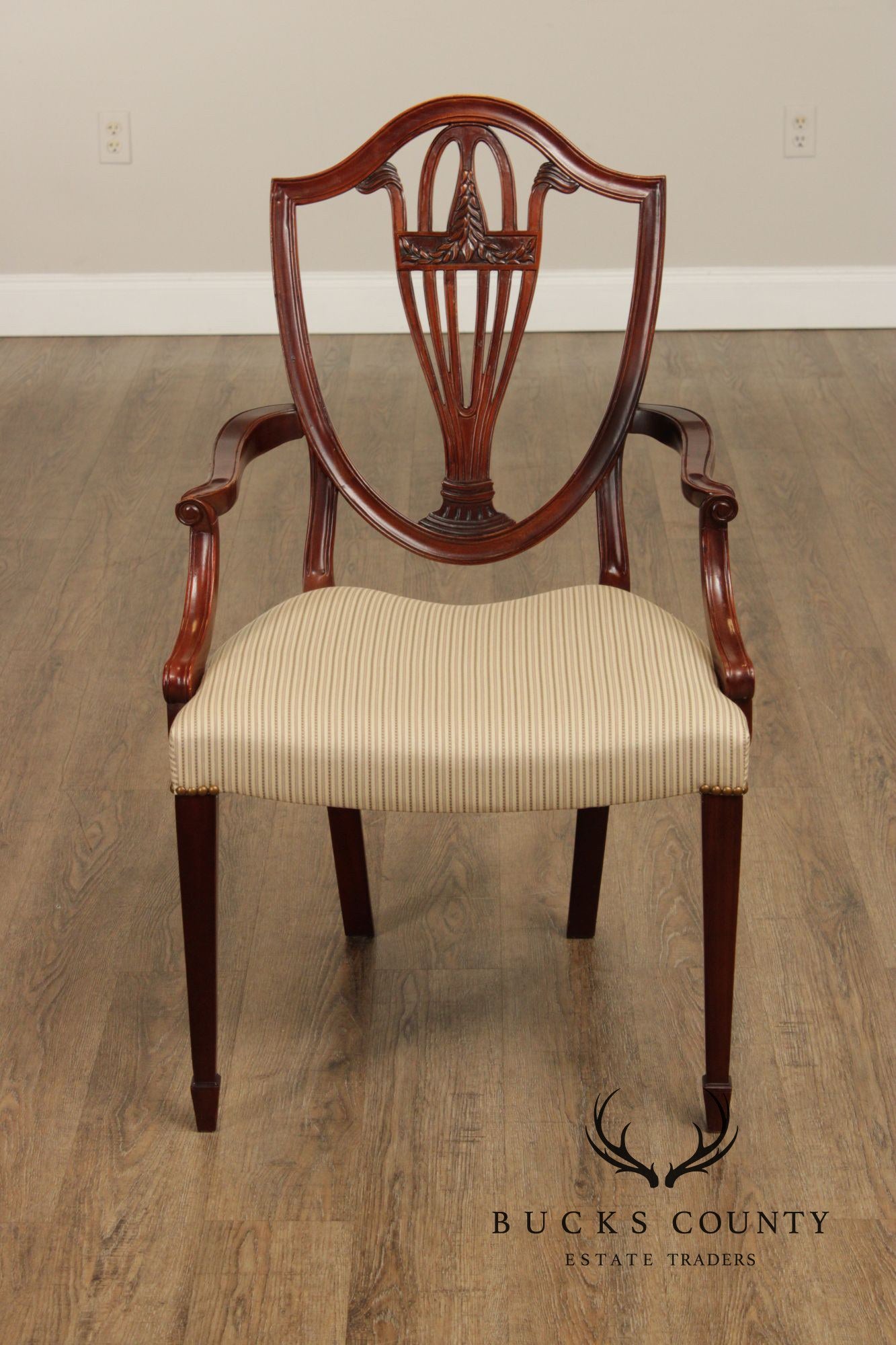 Baker Hepplewhite Style Set of Eight Mahogany Dining Chairs