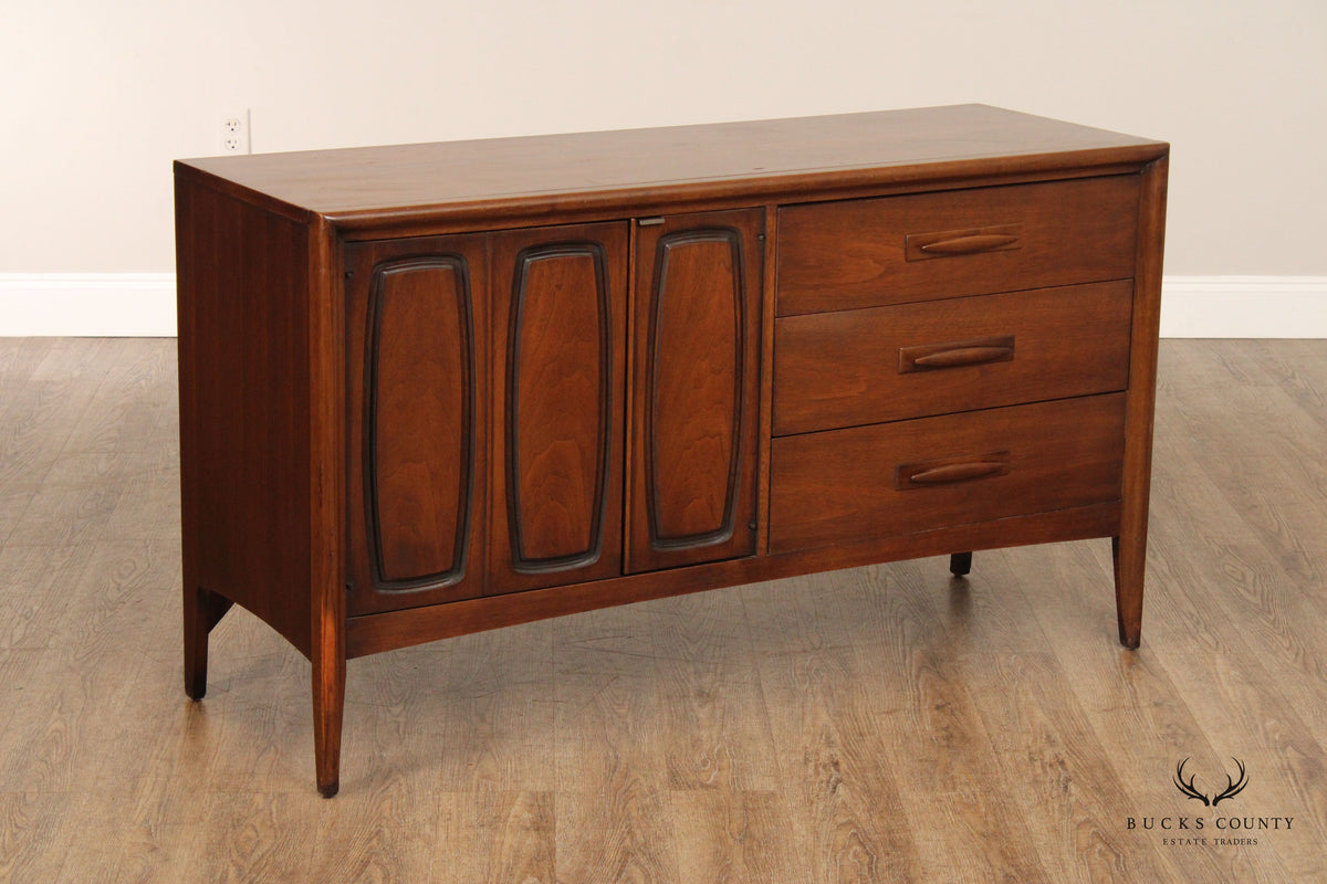 Broyhill 'Emphasis' Mid Century Modern Walnut Low Chest