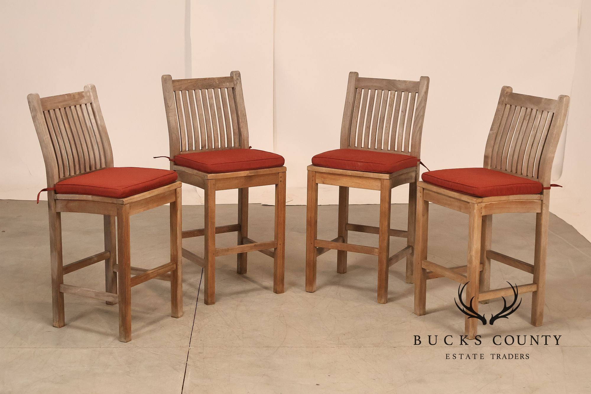 BenchSmith Set of Four 'Buckingham' Teak Outdoor Bar Stools