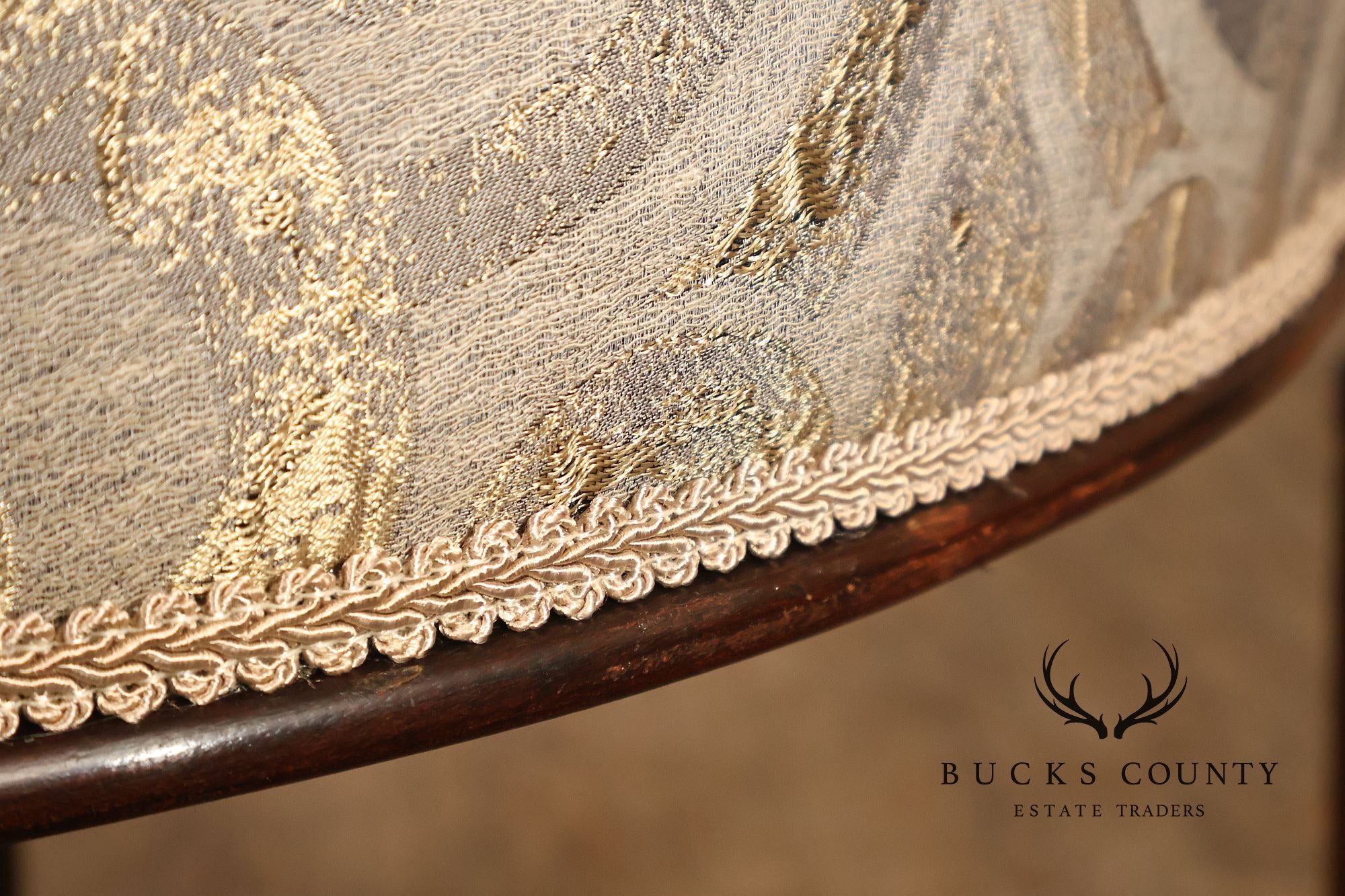 Hepplewhite Inspired Set Of Eight Mahogany Carved Oval Back Dining Chairs