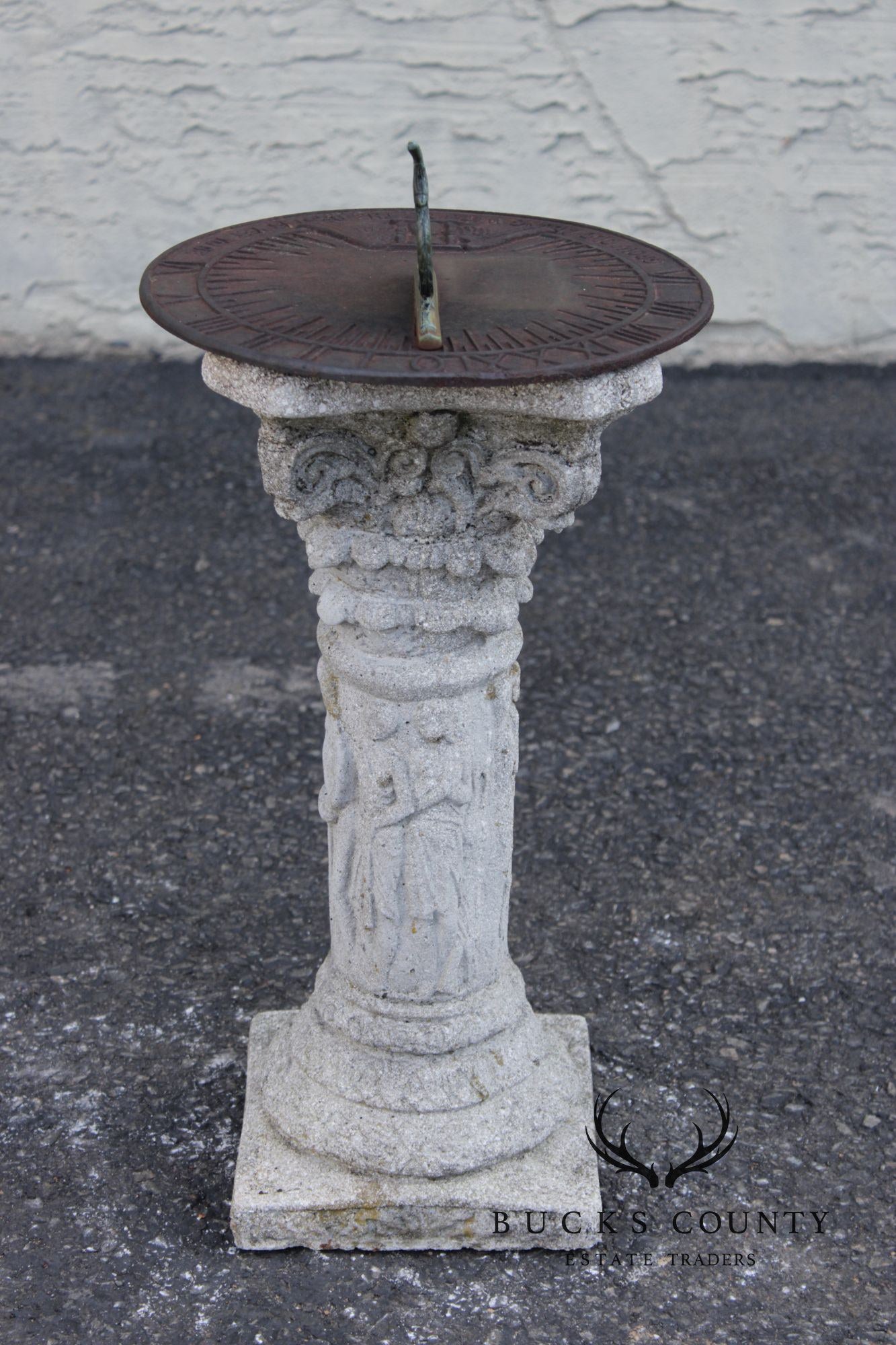 Virginial Metalcrafters Roman Style Outdoor Garden Sundial