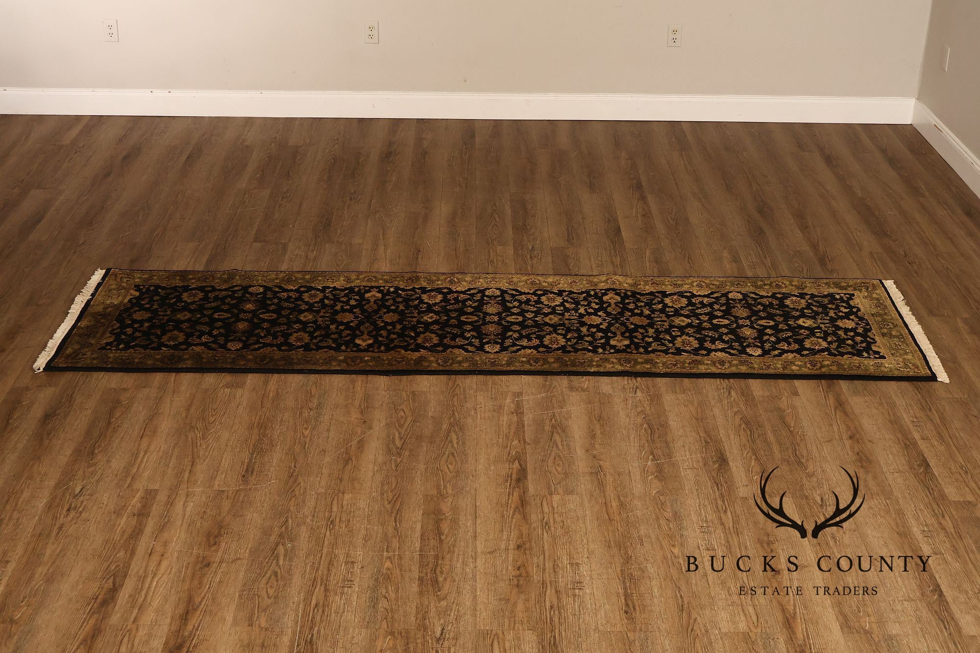 Hand Knotted Traditional Wool Floral Runner Rug