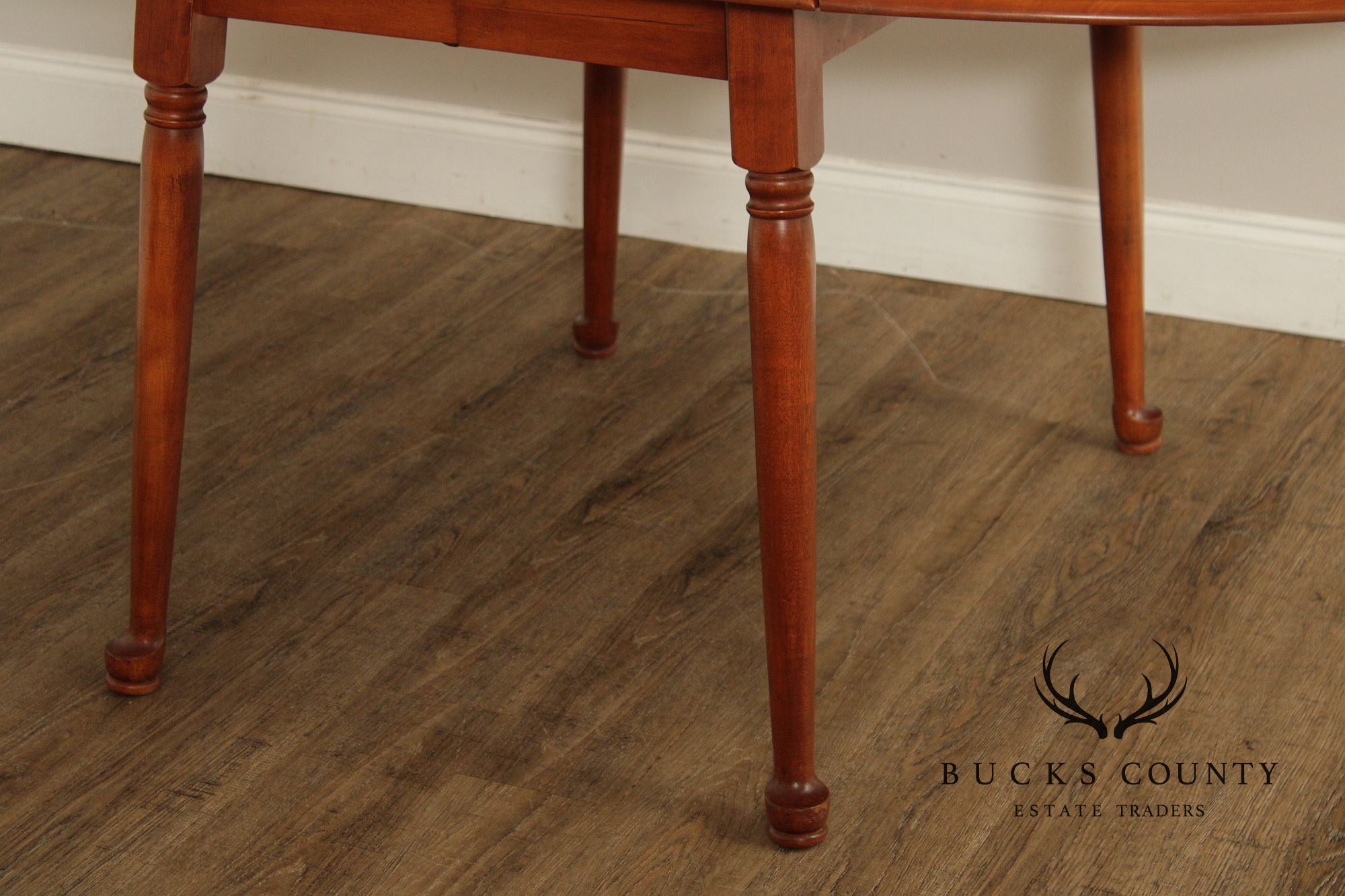 Vintage Cushman Colonial Creations Maple Drop Leaf Dining Table With 2 Leaves