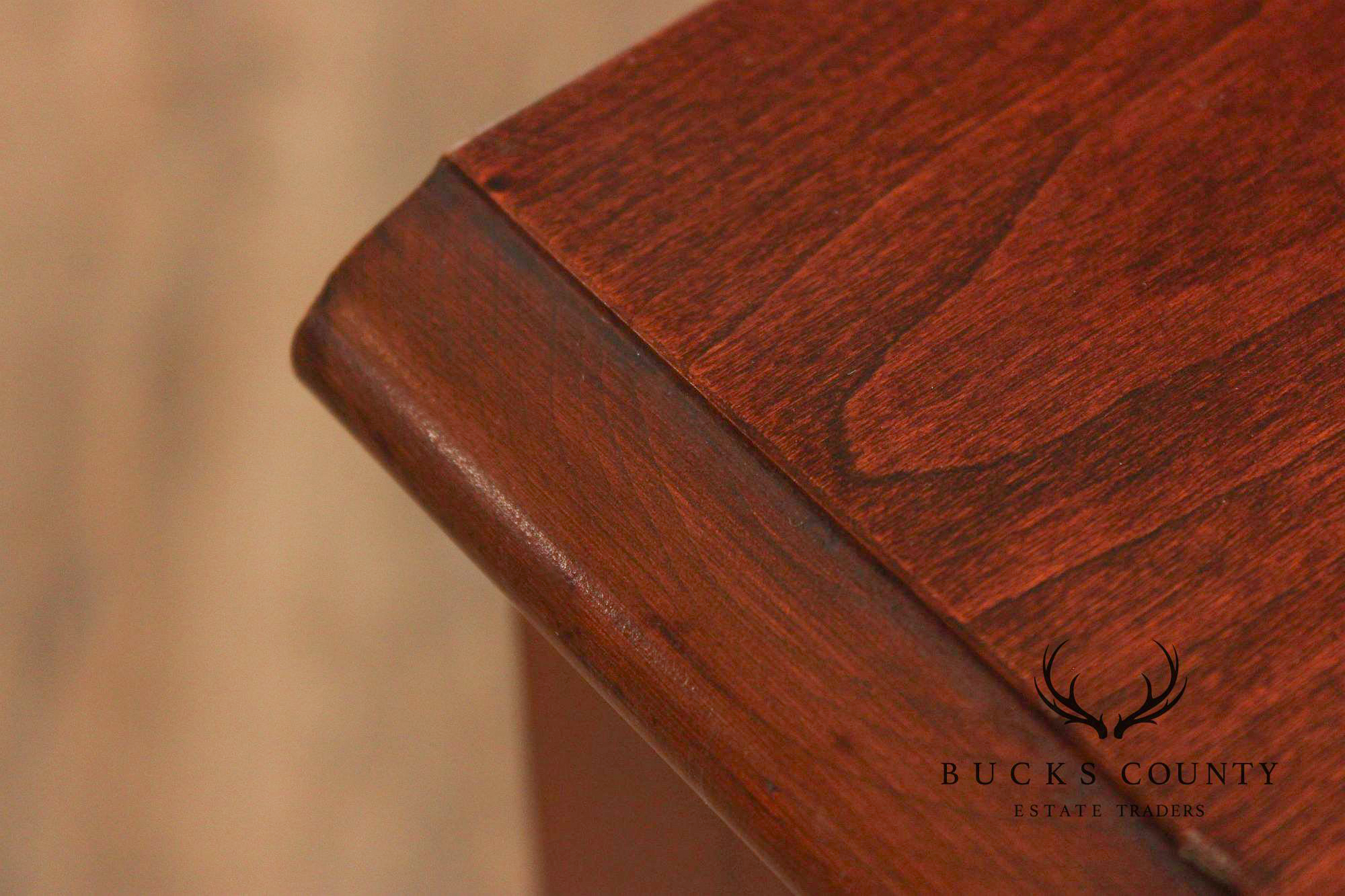 Pennsylvania House Traditional Pair Of Cherry Nightstands