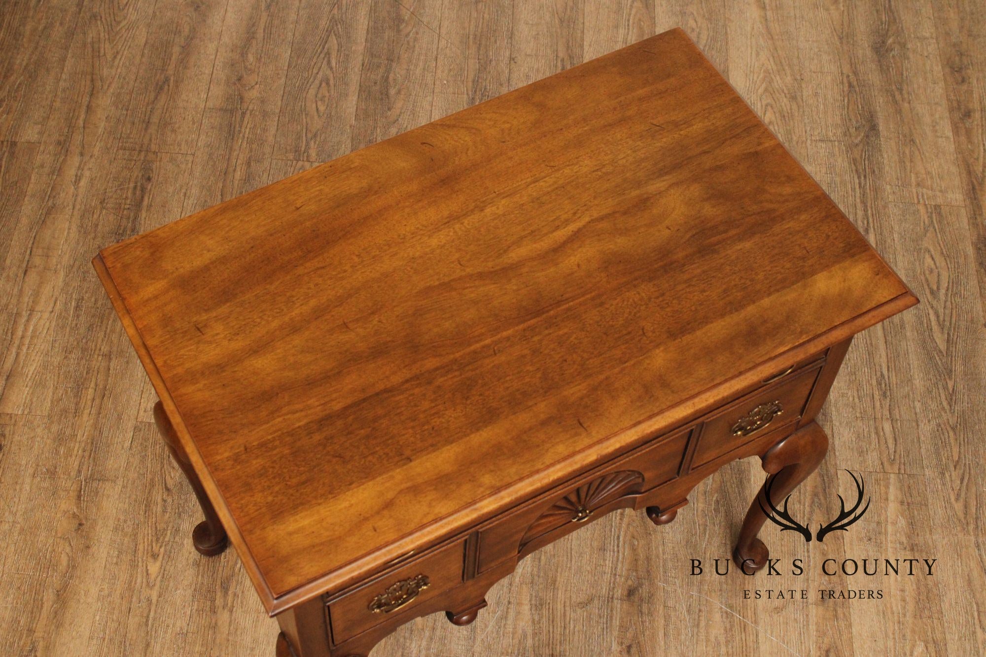 Century Furniture Vintage Queen Anne Style Mahogany Lowboy Chest