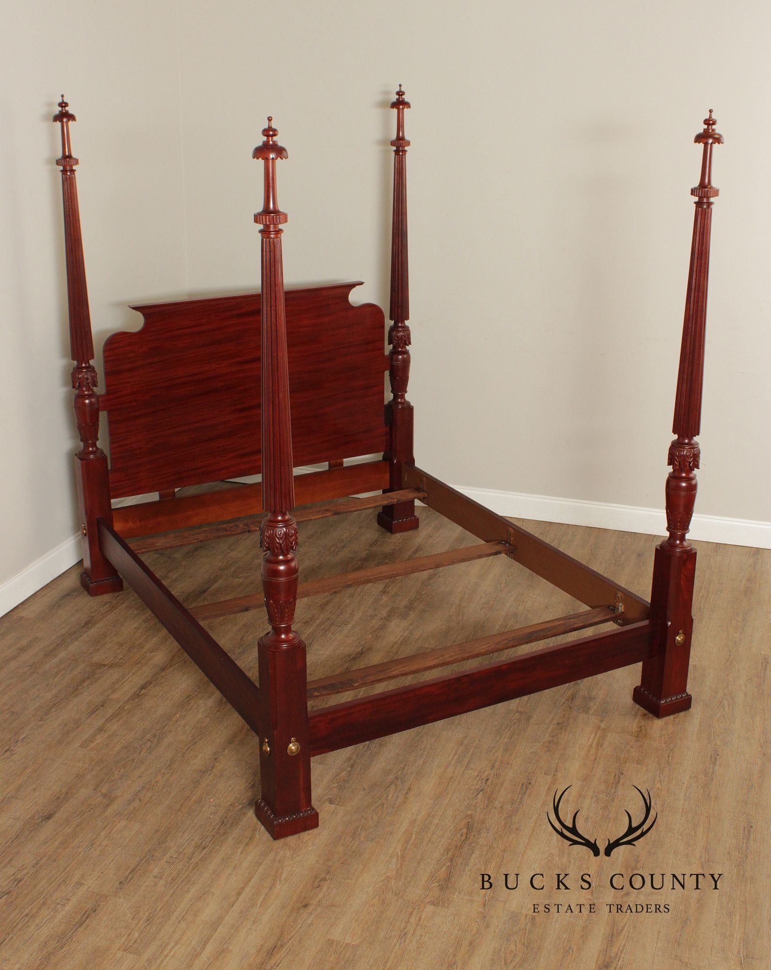 Baker Hepplewhite Style Queen Size Mahogany Poster Bed