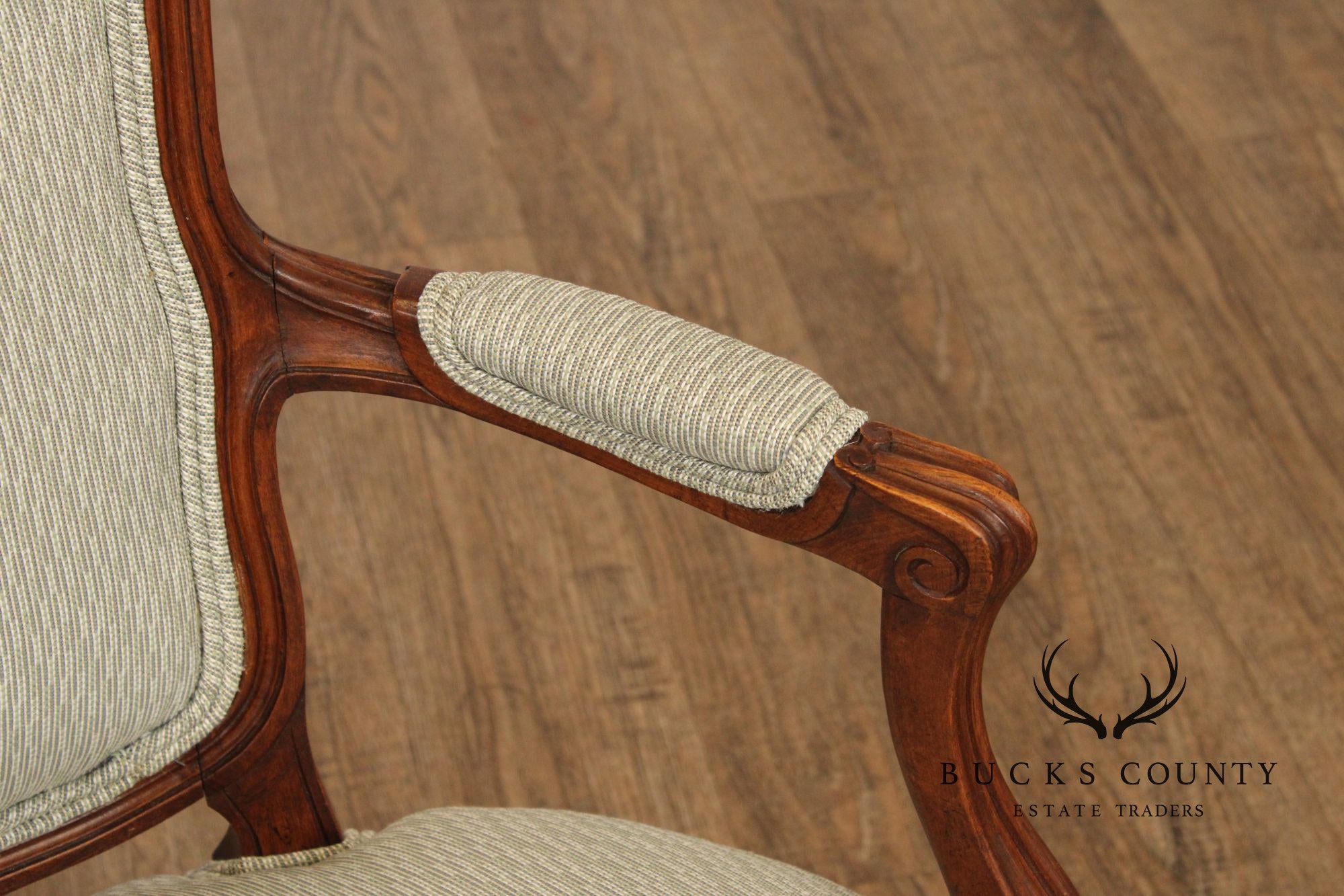 Antique French Louis XV Style Pair of Carved Fauteuil Armchairs