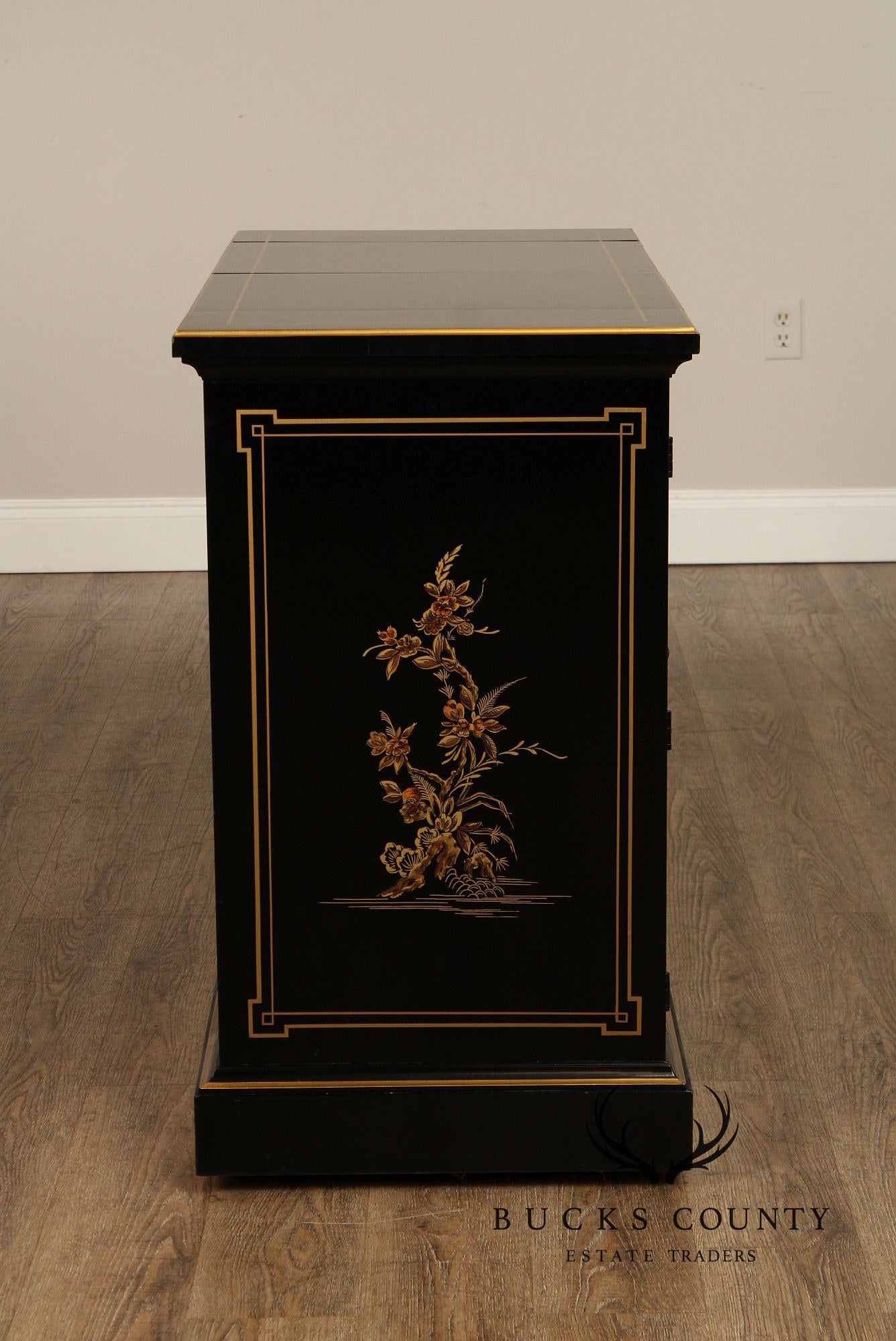 Drexel 'Et Cetera' Chinoiserie Flip Top Server