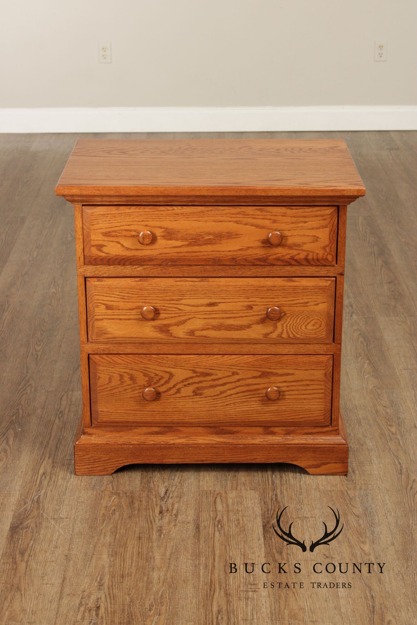 Hunt Country Furniture Pair of Oak Three-Drawer Nightstands