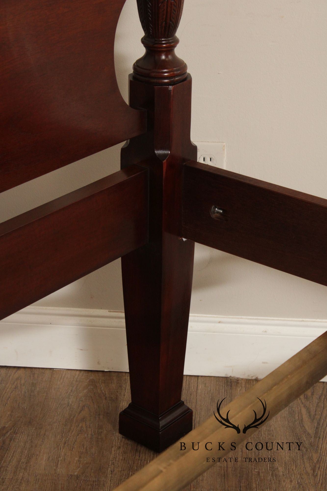 Drexel '18th Century Classics' Mahogany Queen Poster Bed