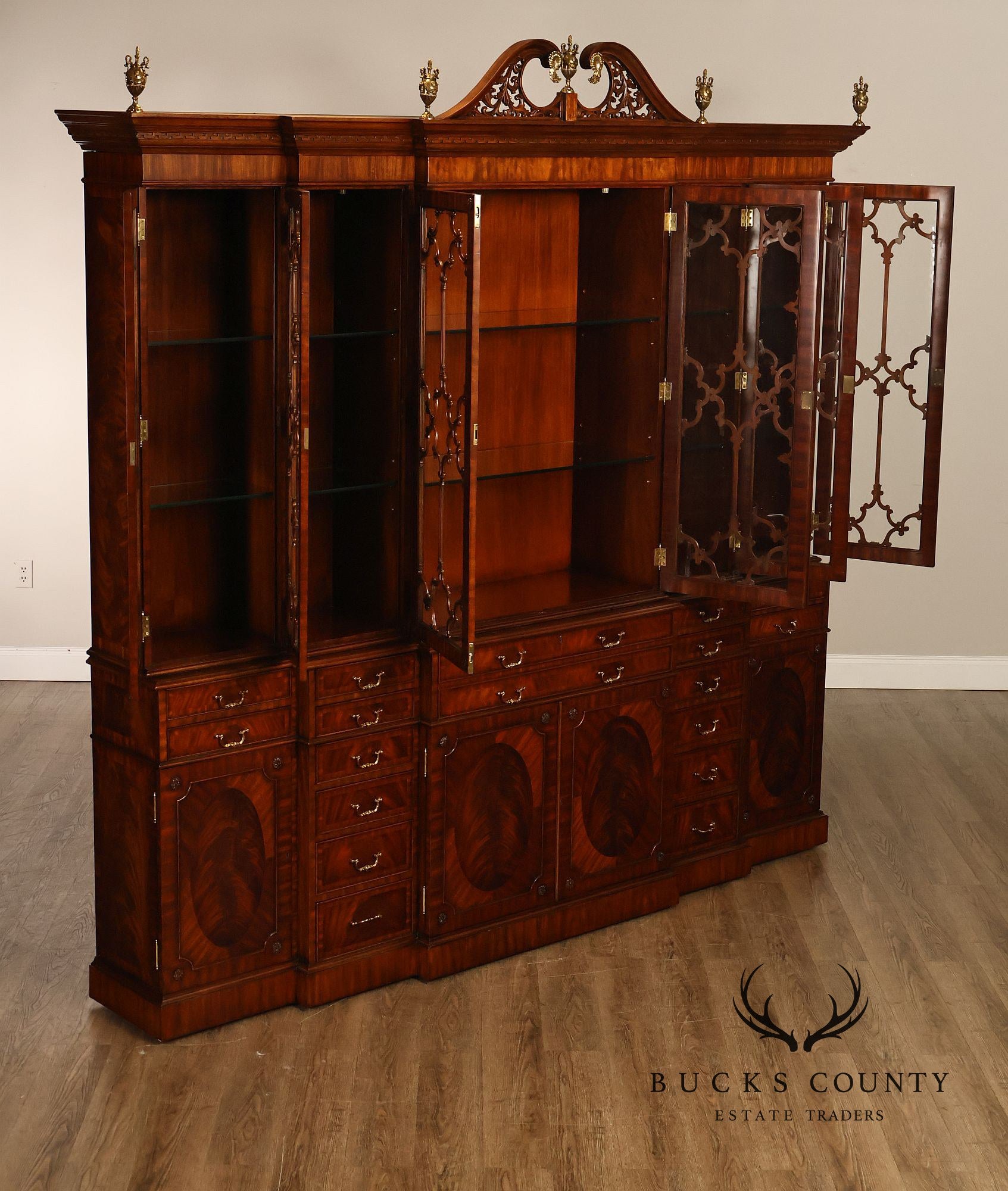 Maitland Smith Georgian Style Large Mahogany Breakfront Bookcase