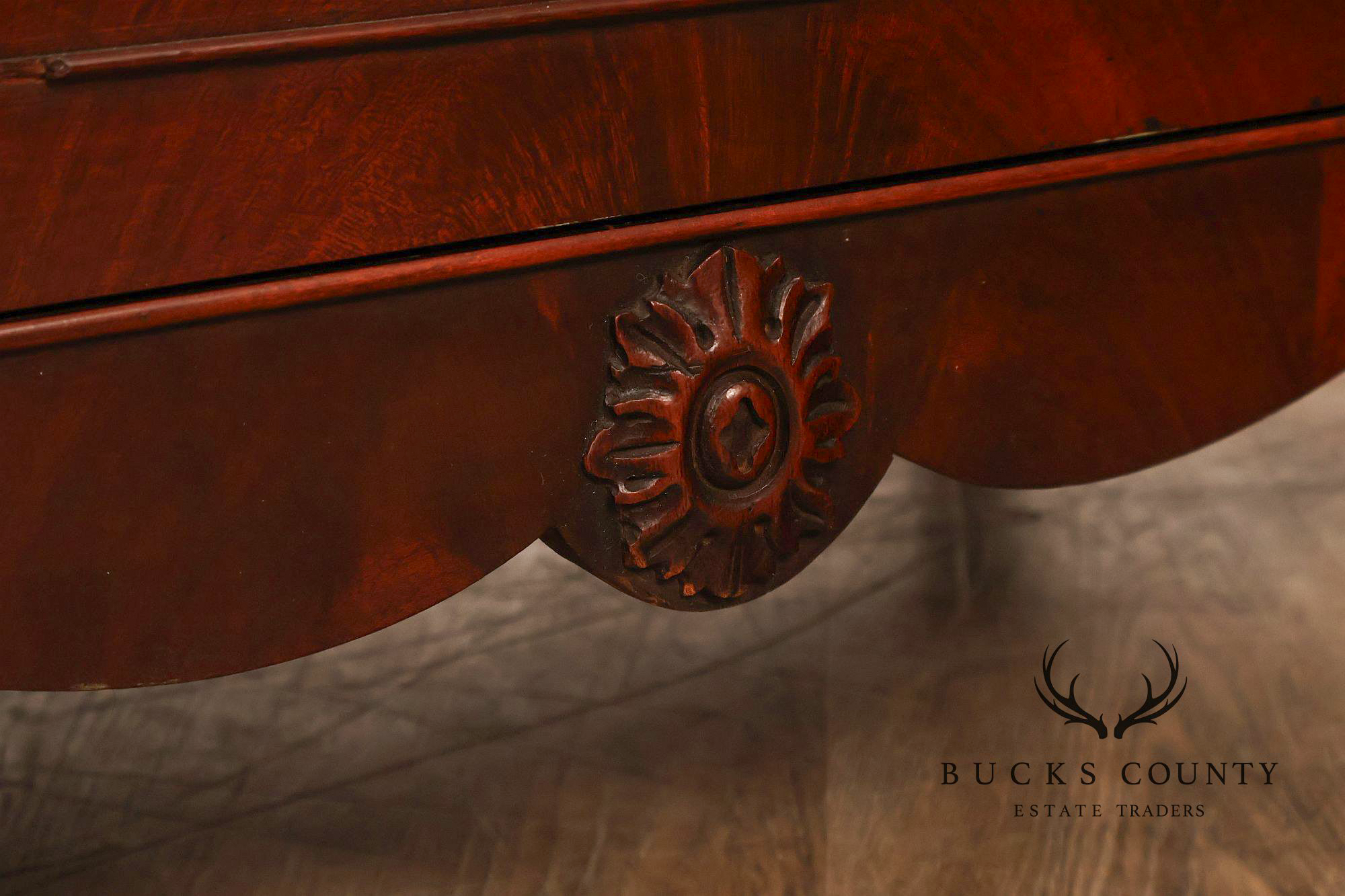 1940;s French Style Flame Mahogany Serpentine Chest-On-Chest