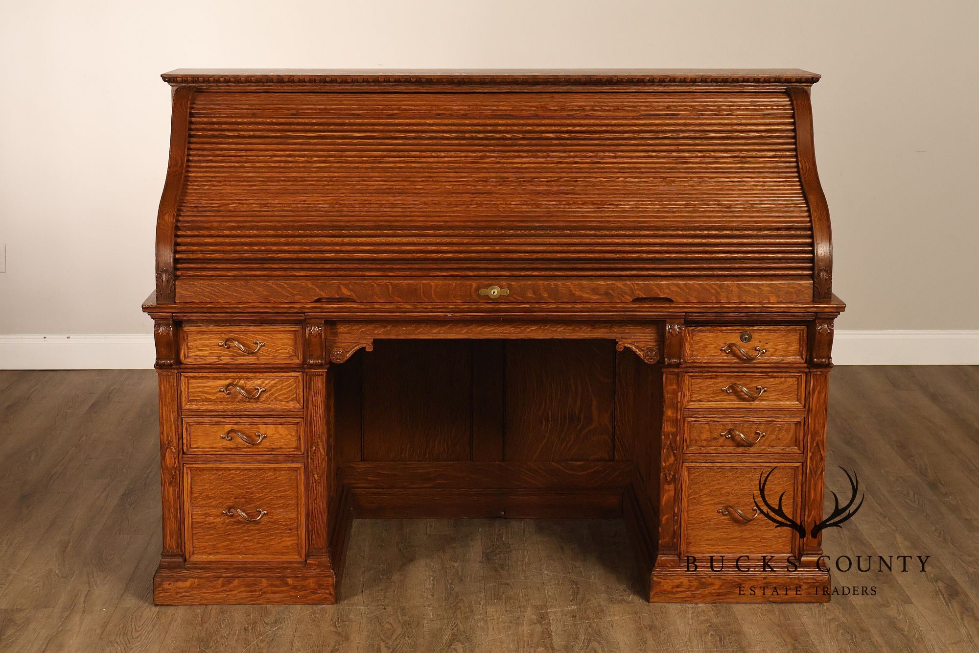 Exceptional Antique Quarter Sawn Oak Roll Top Desk With Carved 'Reading Hardware Co." Crest Panel