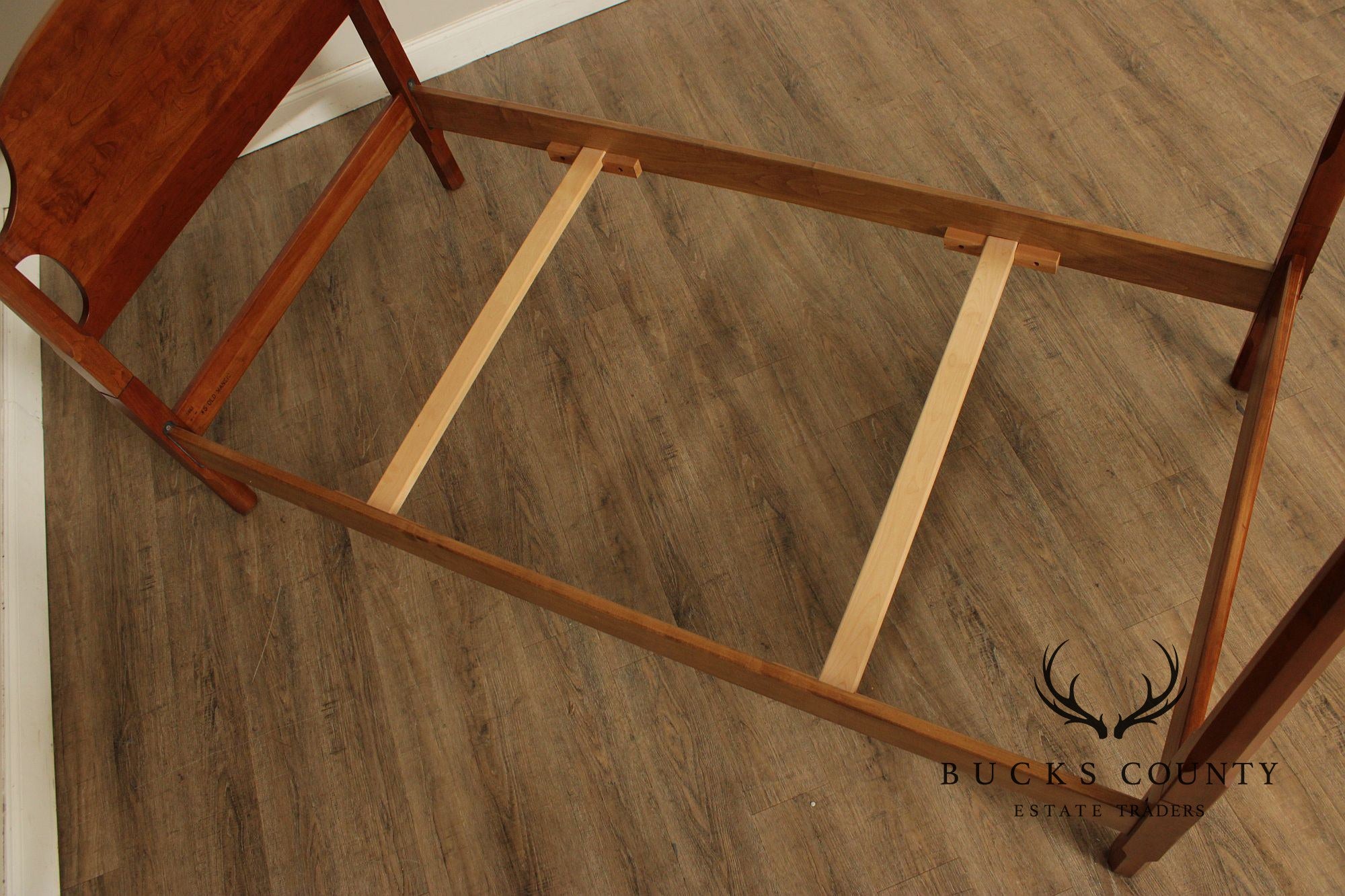 Stickley Traditional Cherry Twin Size Pair Of Poster Beds