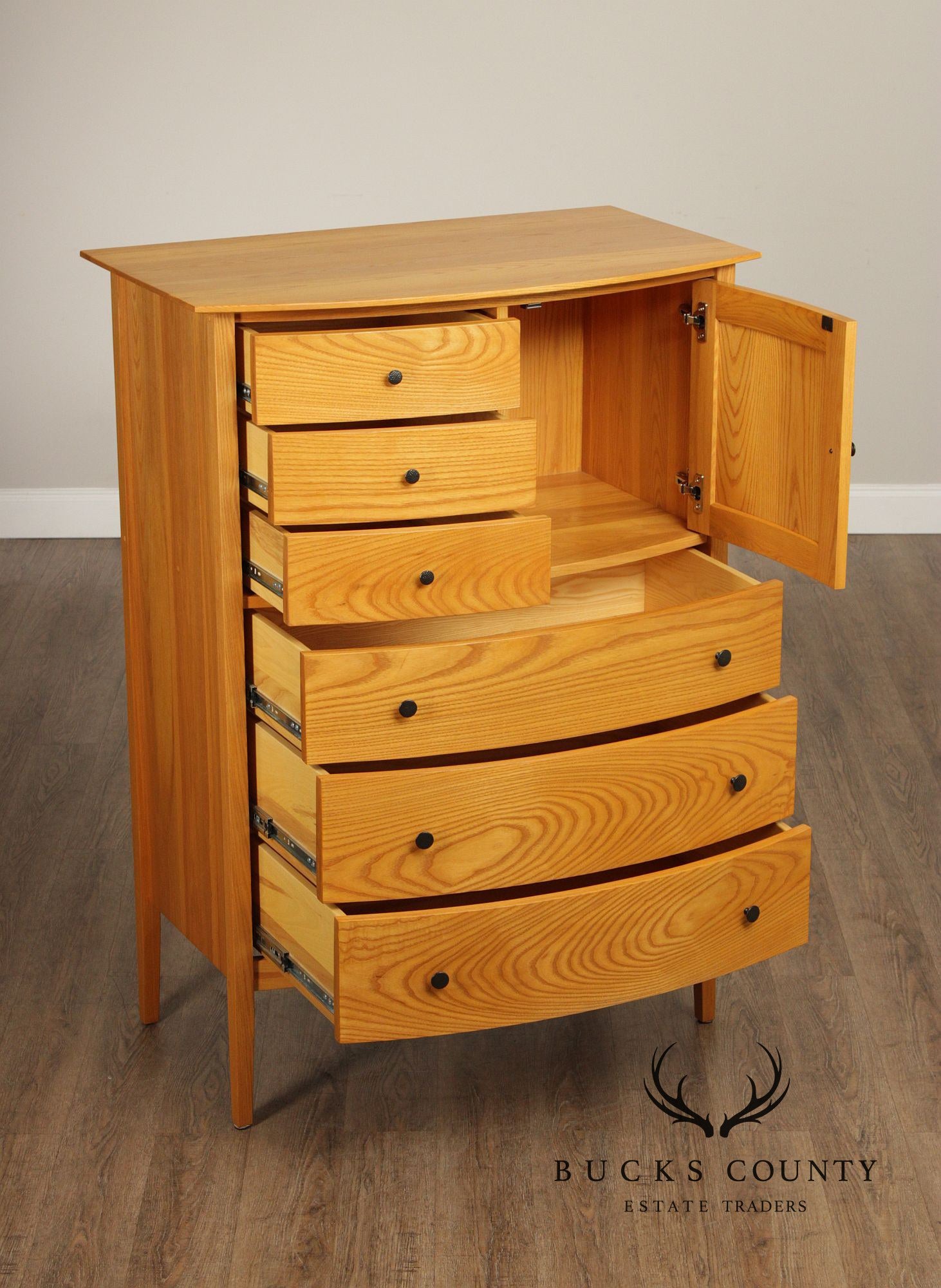 Pompanoosuc Mills Oak 'Chelsea' Tall Dresser