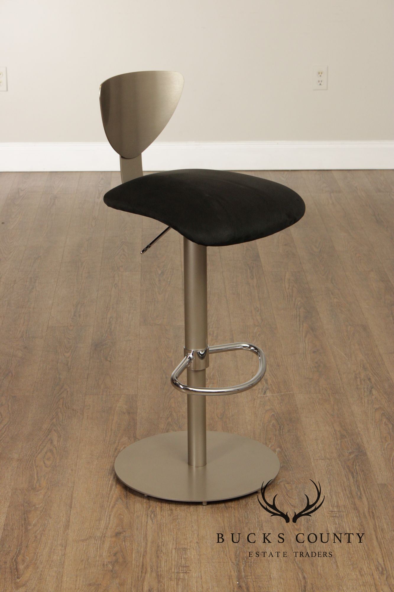 Modern Style Set of Seven Brushed Steel Swivel Bar Stools