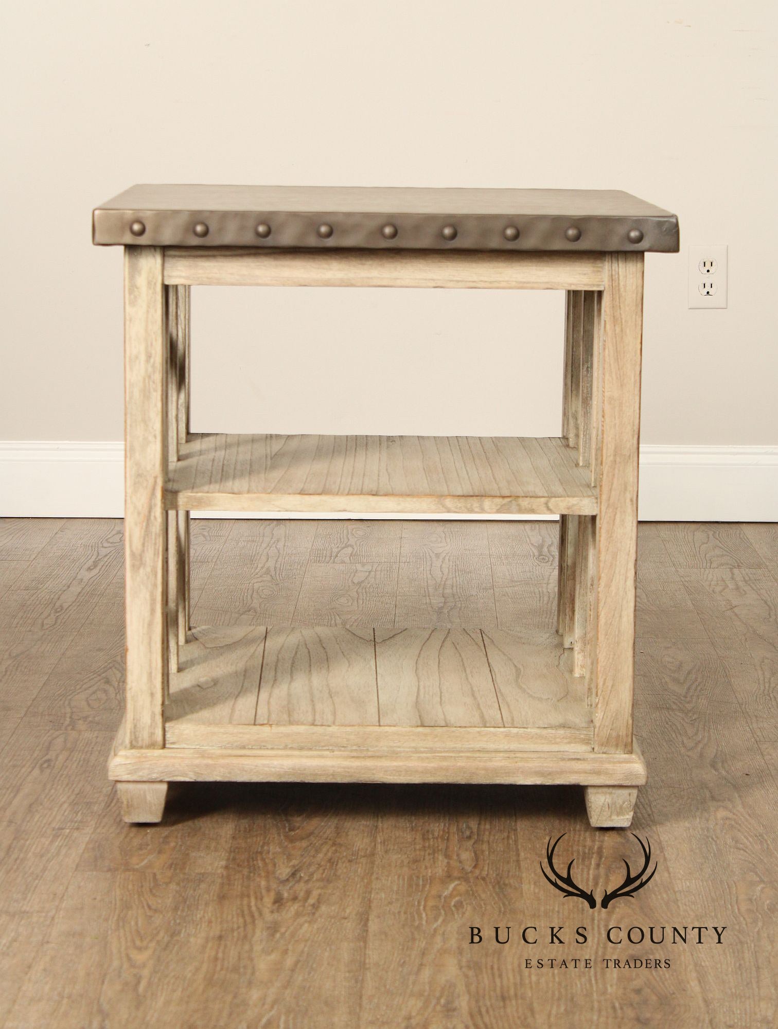 Lexington Furniture Twilight Bay Collection 'Wyatt' Lamp Table