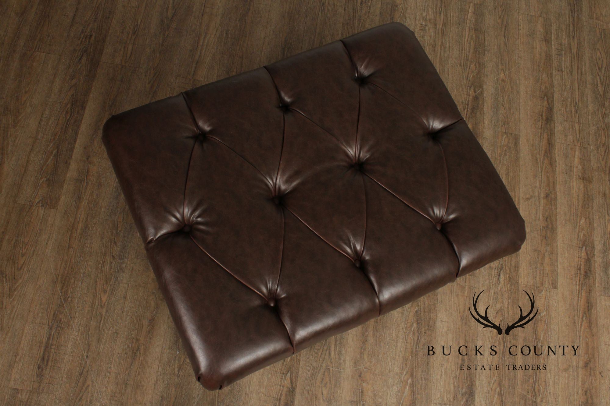 English Traditional Style Tufted Ottoman