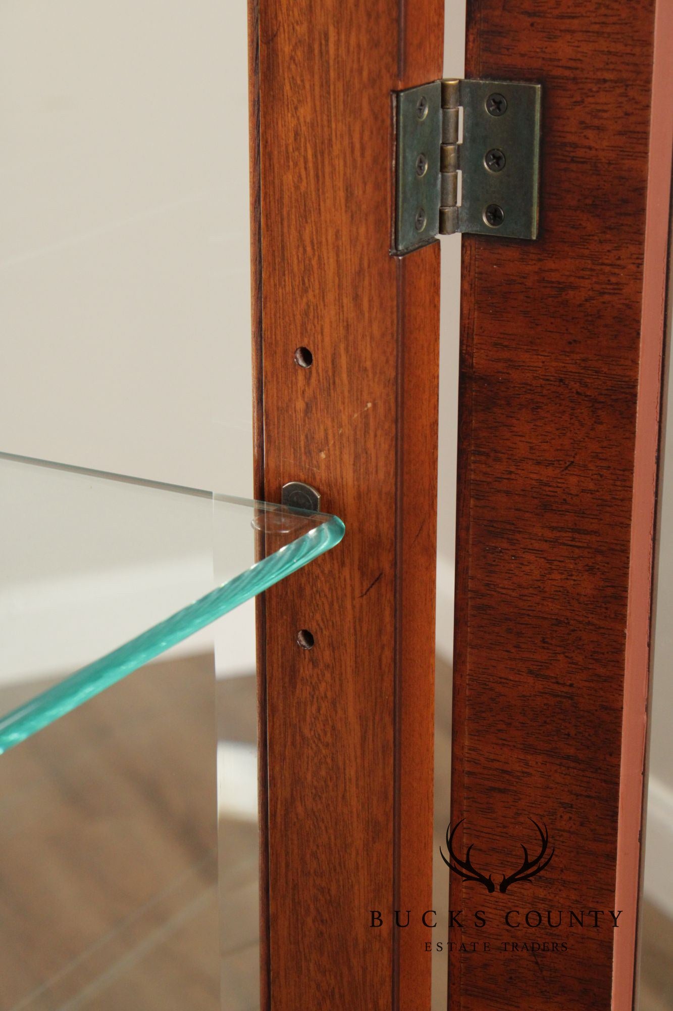 Henkel Harris Georgian Style Pair of Mahogany Display Case Cabinets