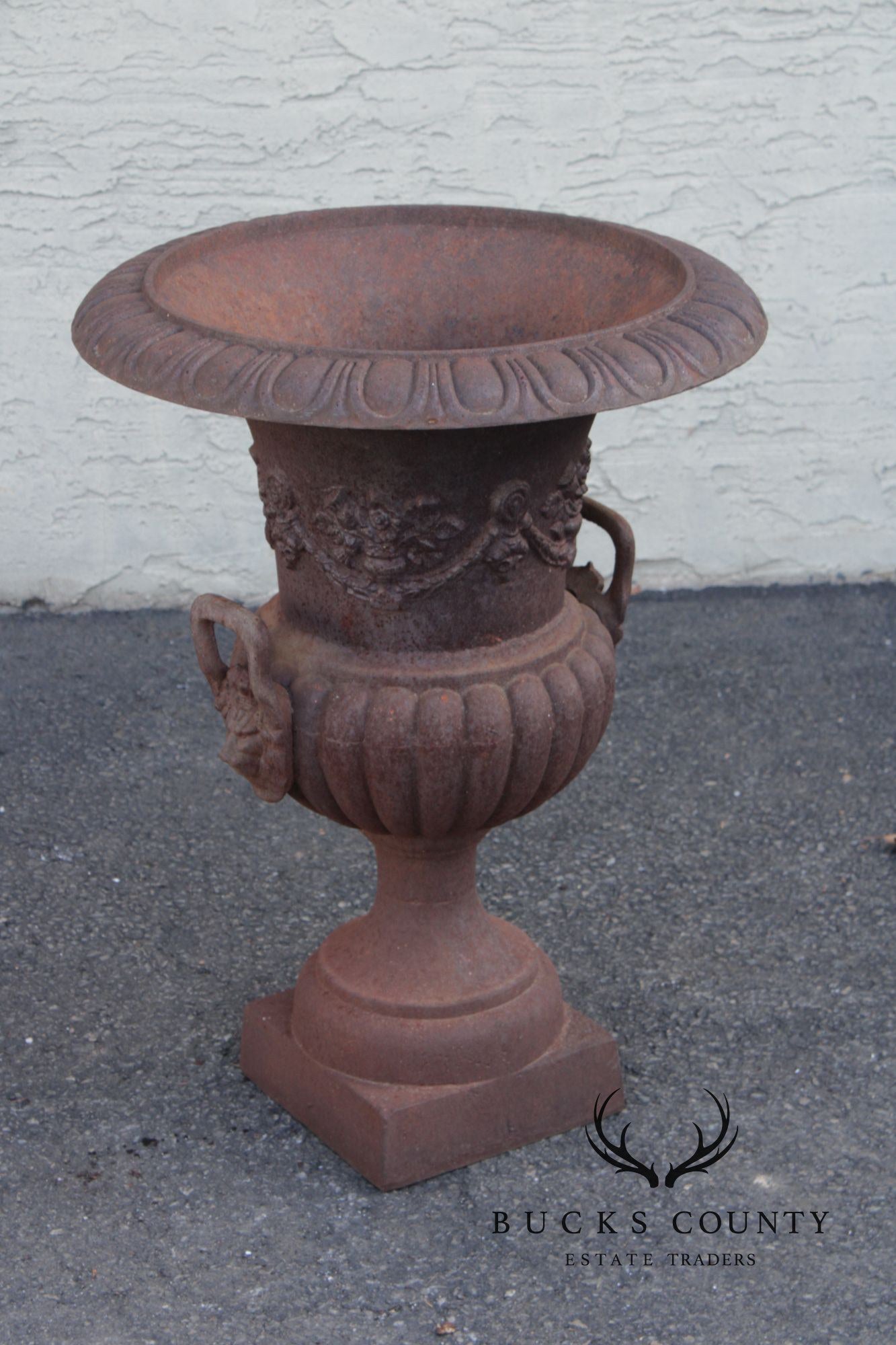 VINTAGE PAIR OF CAST IRON GARDEN URNS