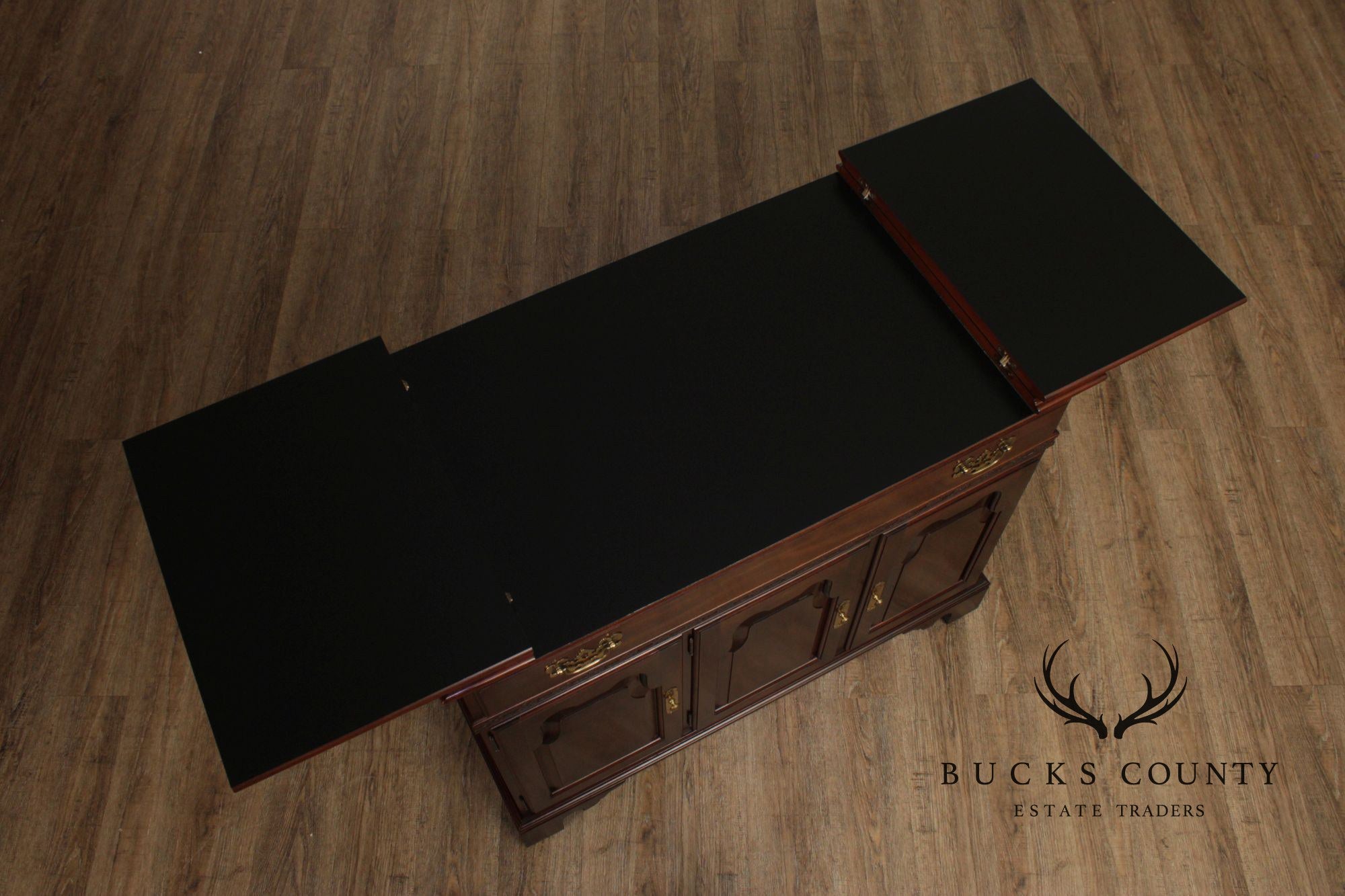 Ethan Allen Georgian Style Cherry Top Server