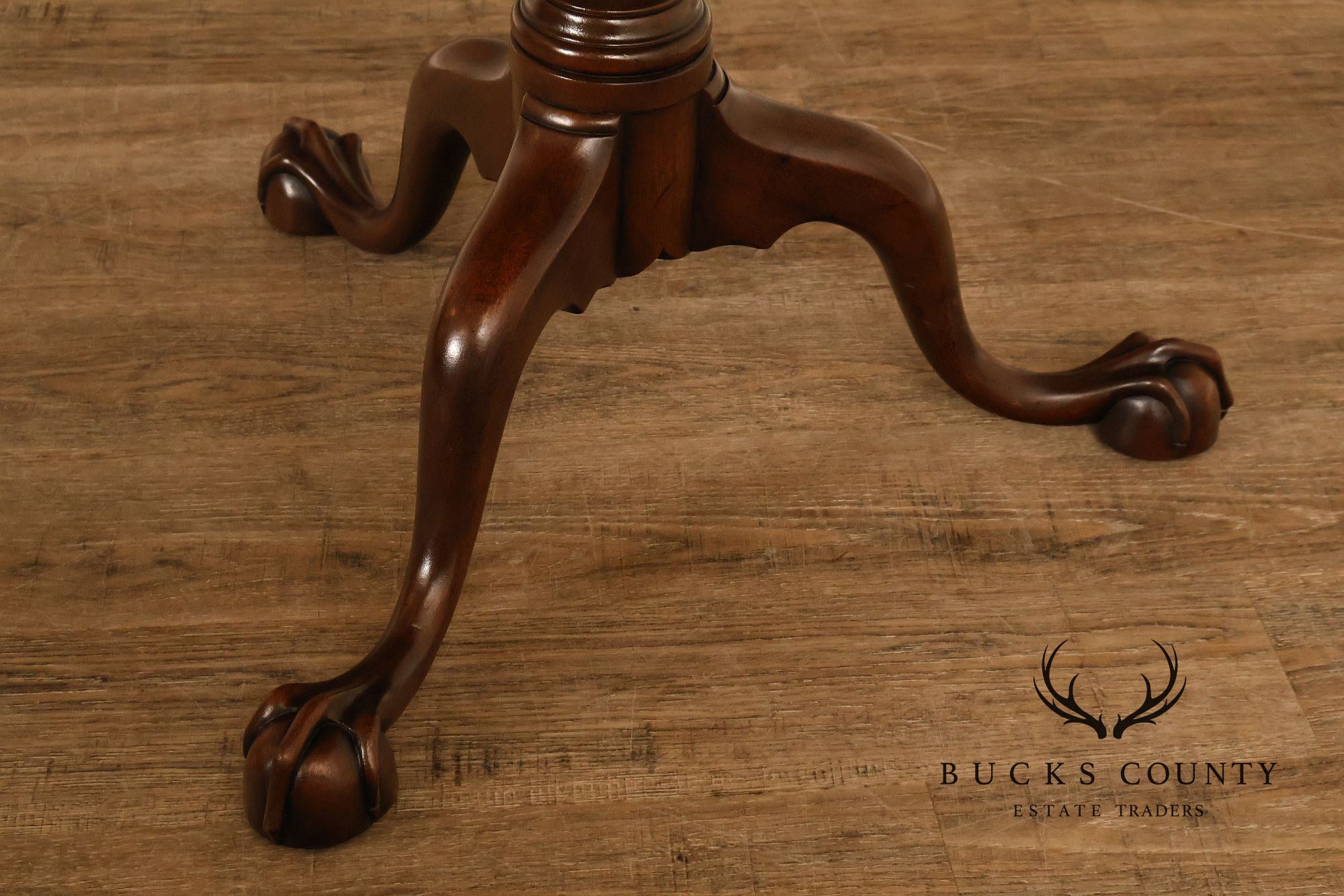 Kittinger Colonial Williamsburg Mahogany Tilt-Top Table