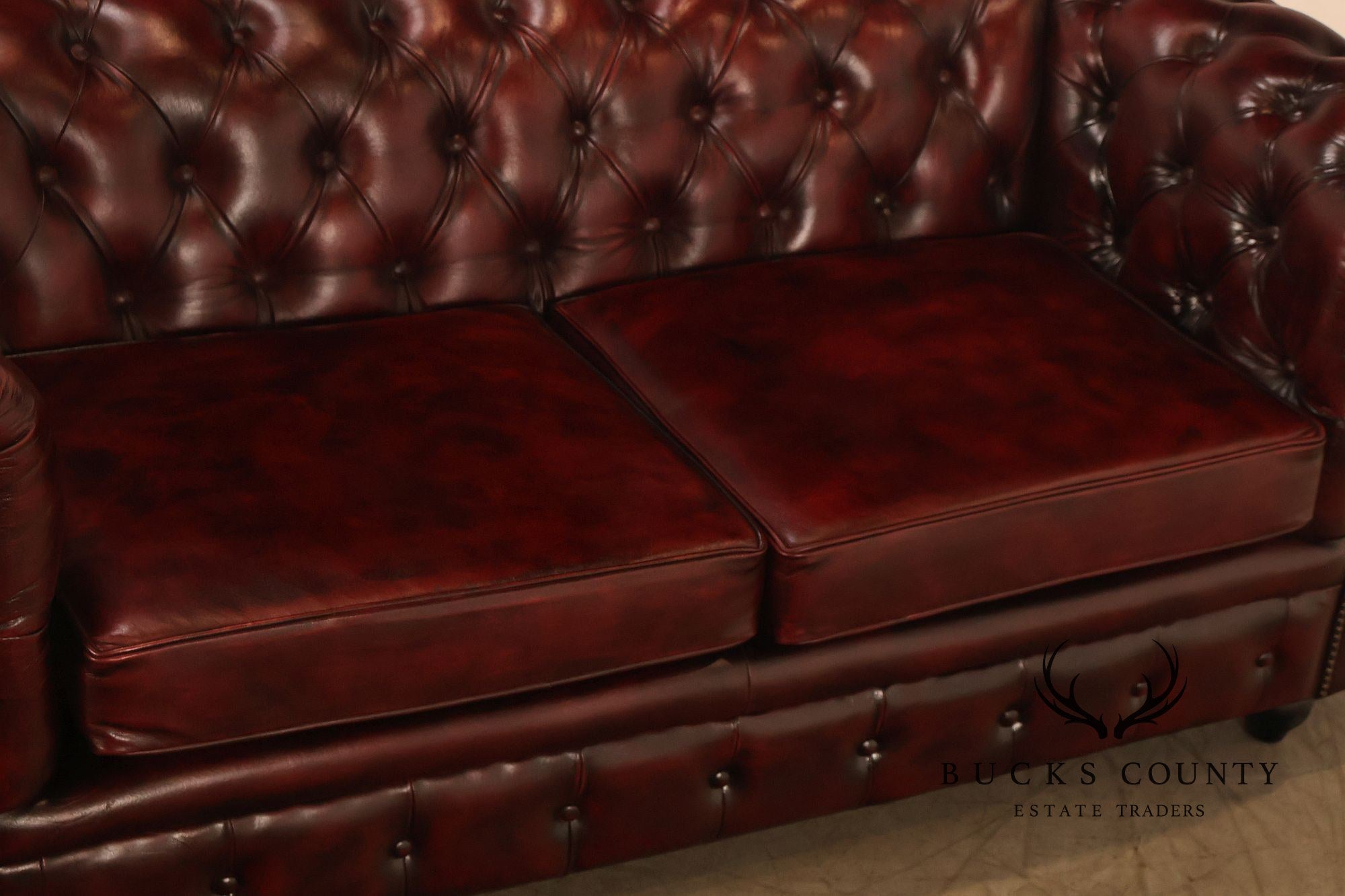Chesterfield Style Oxford Red Tufted Leather Sofa