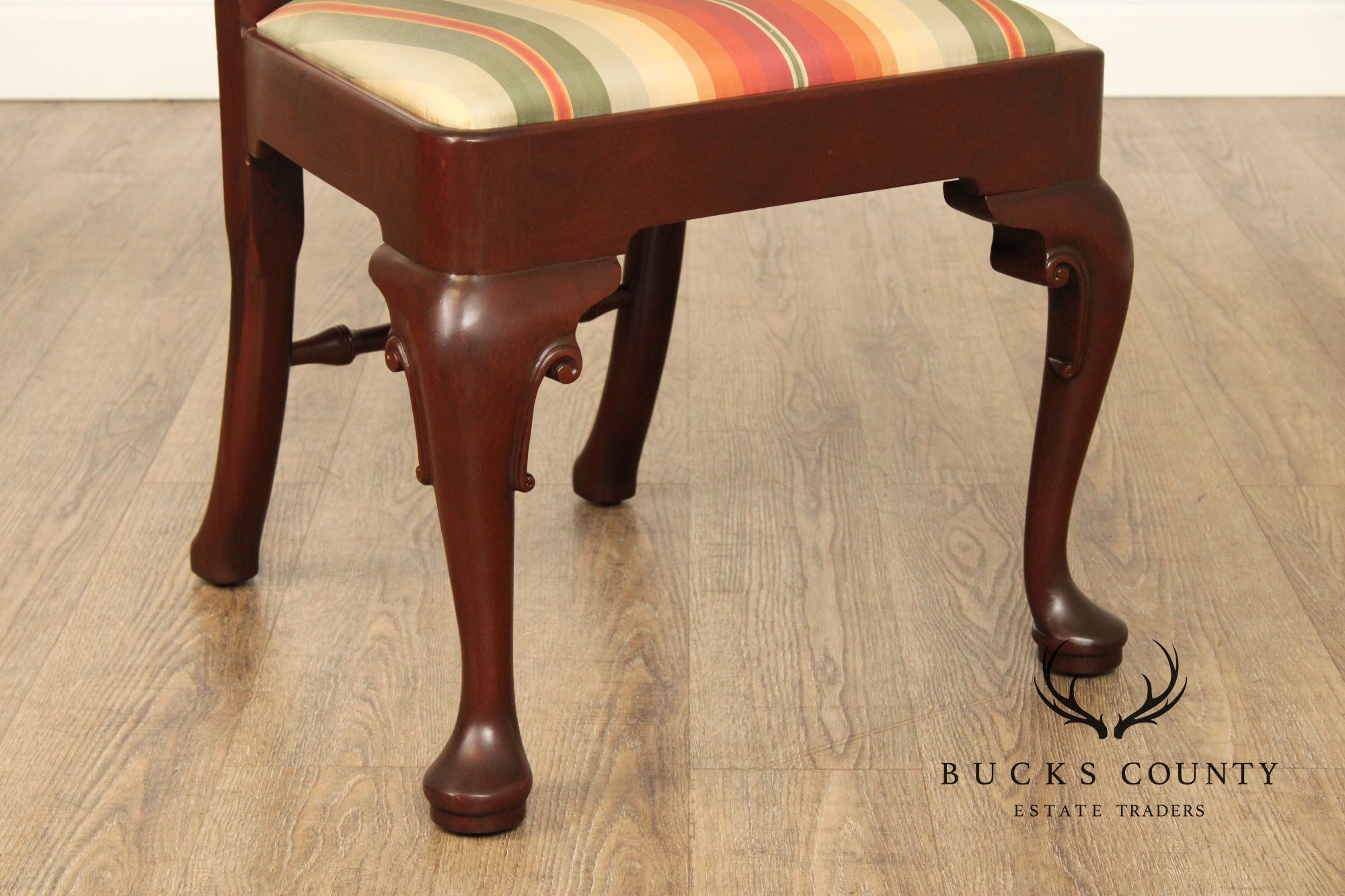 Stickley Williamsburg Reserve Set Of Four Mahogany Queen Anne Side Dining Chairs