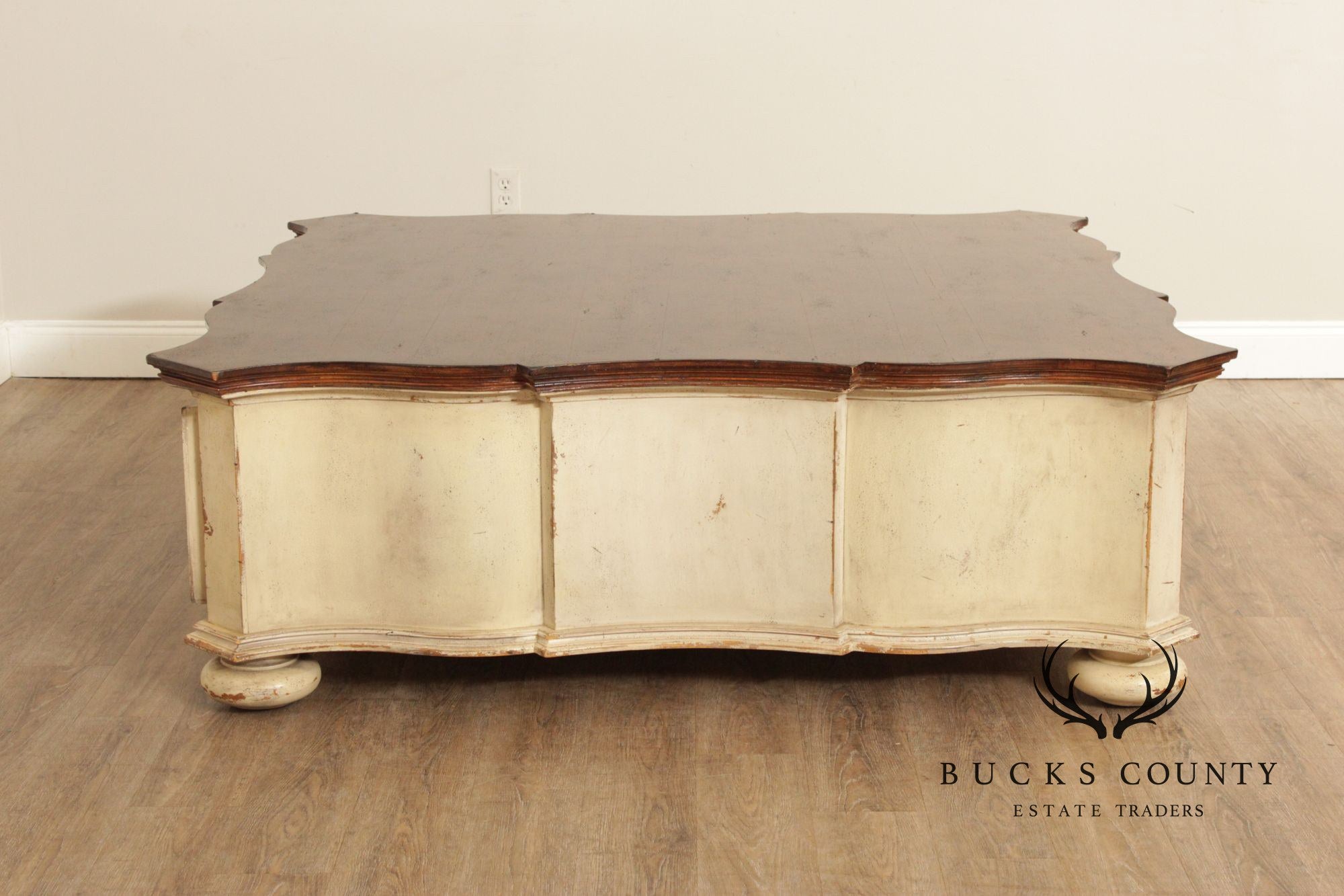 Habersham Plantation 'Plaza Collection' Large Coffee Table