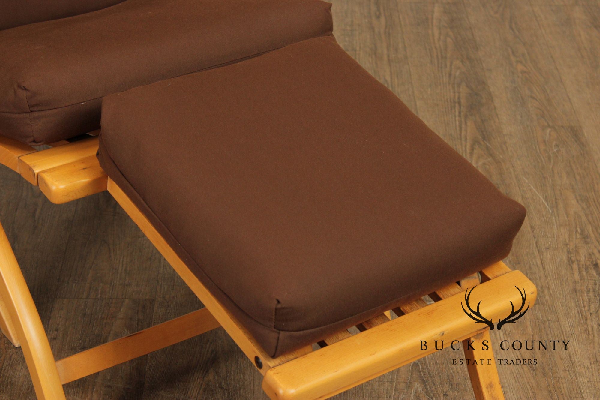 Vintage Campaign Style Pair of Maple Folding Cruise Ship Steamer Lounge Chairs