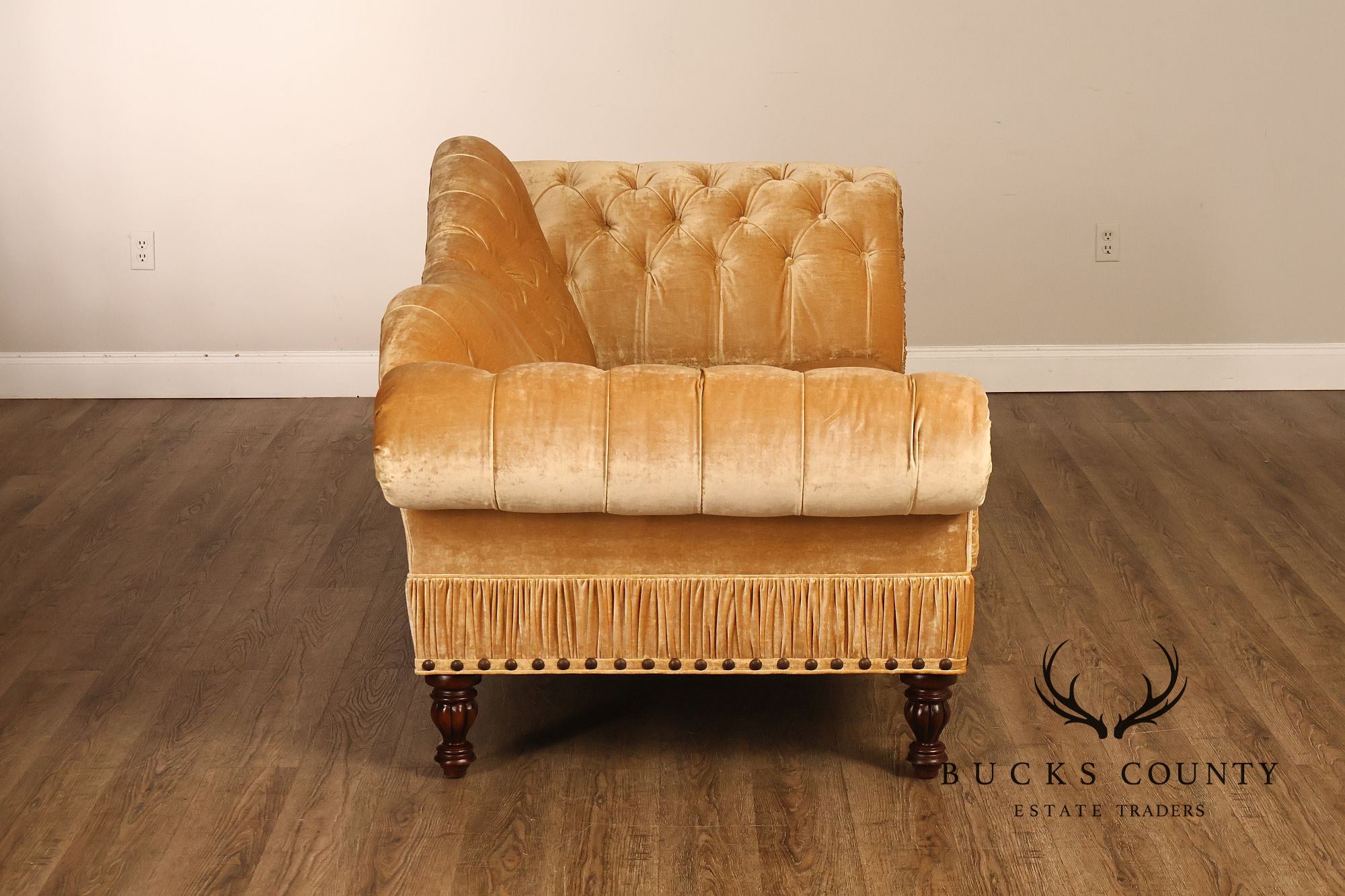 EJ Victor Victorian Revival Pair of Serpentine Tufted Velvet Sofas