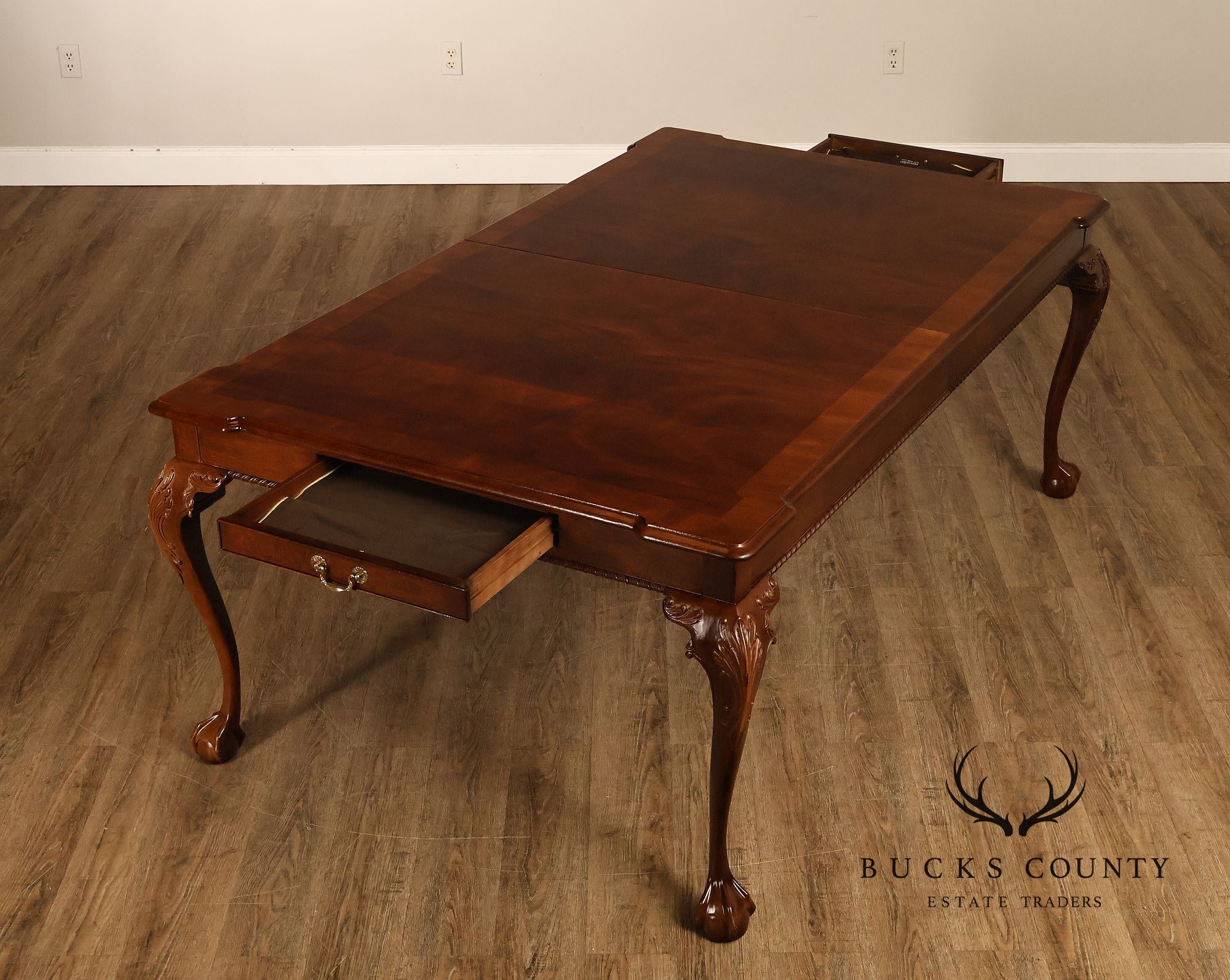 Henredon 'Rittenhouse Square' Mahogany Expandable Dining Table