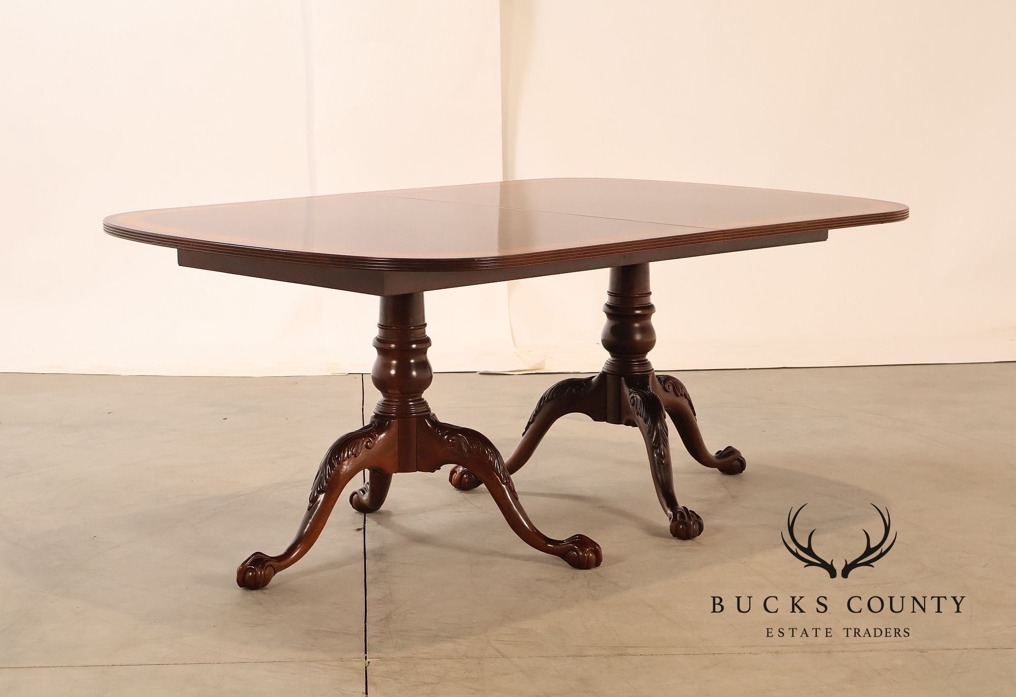 Ethan Allen '18th Century Mahogany' Double Pedestal Dining Table