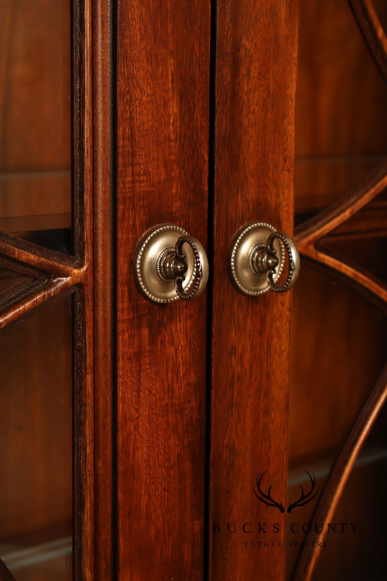 Ethan Allen Newport Collection Mahogany China Cabinet