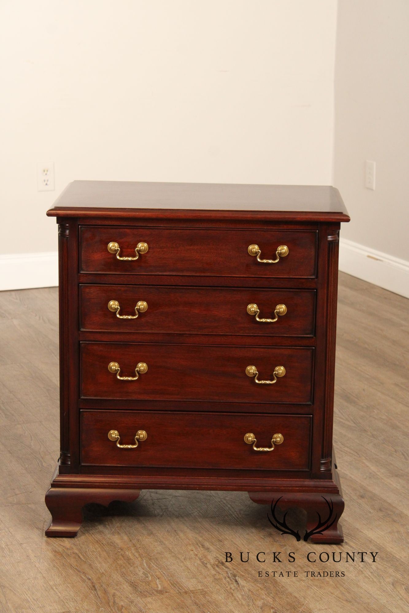 Henkel Harris Georgian Style Mahogany Nightstand